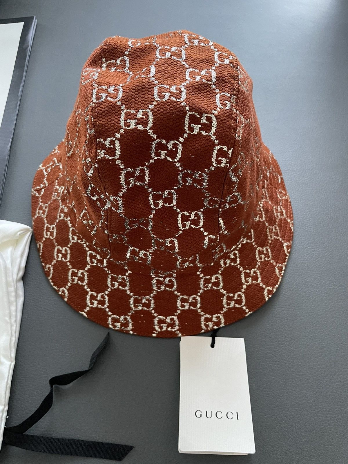 Gucci Super Rare Limited Edition Runway Brand NEW GG Logo Hat Size ONE SIZE - 13 Thumbnail