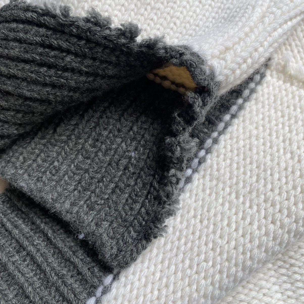 Marni New FW2020 Destroy Sweater Size US M / EU 48-50 / 2 - 5 Thumbnail