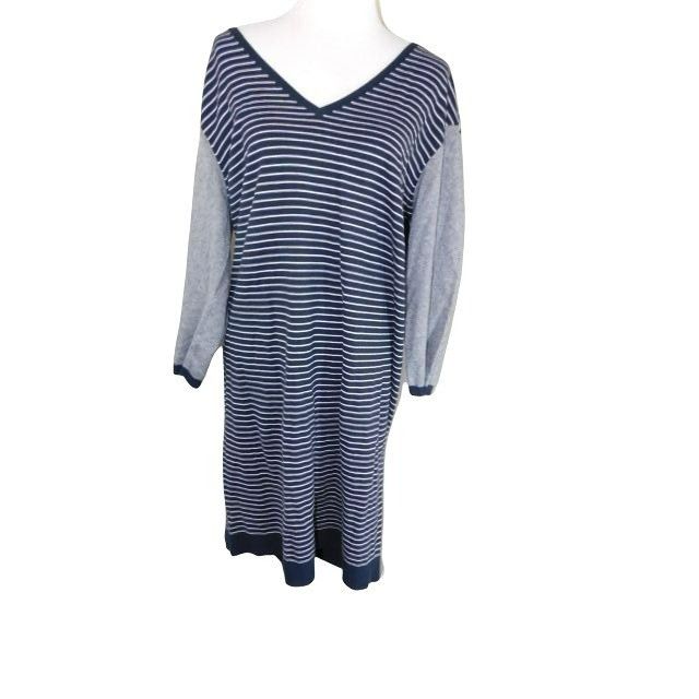 Ann Taylor Ann Taylor Size 2X XXL Vneck Front Back Striped Plus Size Kn