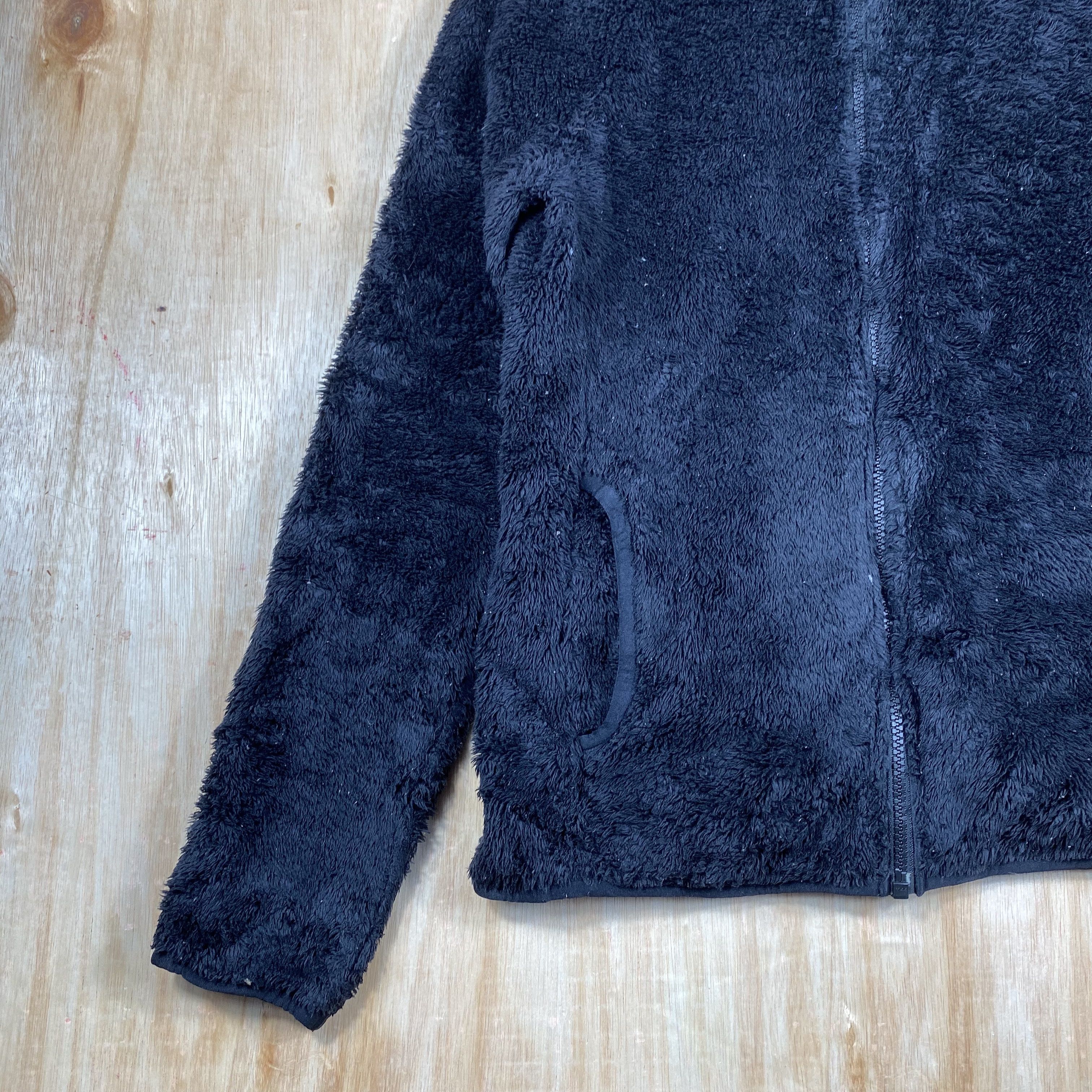 Japanese Brand × Uniqlo Uniqlo Japanese Brand Sherpa Fleece Jacket Sweater Size US S / EU 44-46 / 1 - 4 Thumbnail