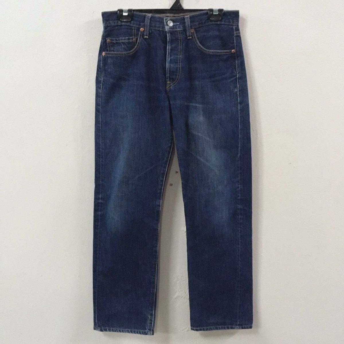 Vintage Levi’s lot 501 distressed jeans