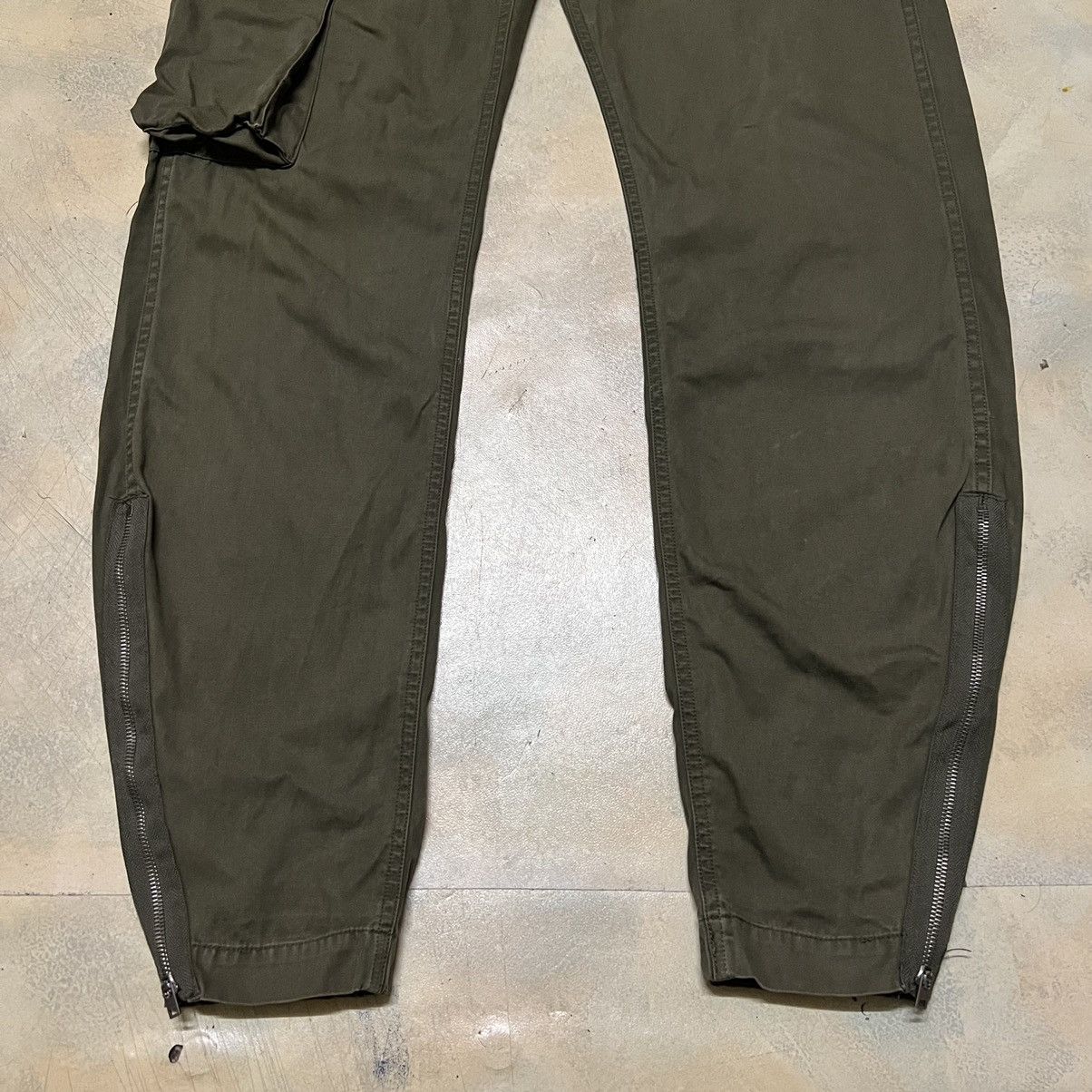 Japanese Brand Back Number Multipockets Cargo Pants Size US 33 - 5 Thumbnail