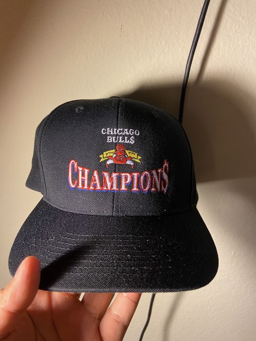 Bulls 3 peat sales hat