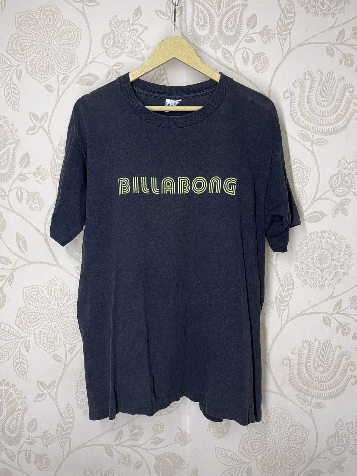 Billabong × Vintage Super Rare Billabong Vintage TShirt 1997 Single Stitching Size US L / EU 52-54 / 3 - 17 Thumbnail