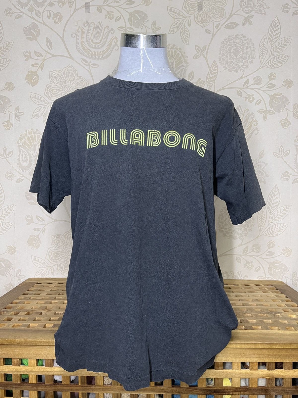 Billabong × Vintage Super Rare Billabong Vintage TShirt 1997 Single Stitching Size US L / EU 52-54 / 3 - 1 Thumbnail