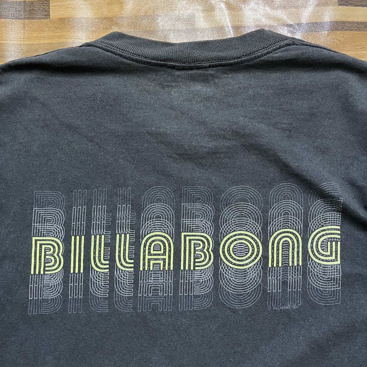 Billabong × Vintage Super Rare Billabong Vintage TShirt 1997 Single Stitching Size US L / EU 52-54 / 3 - 14 Thumbnail