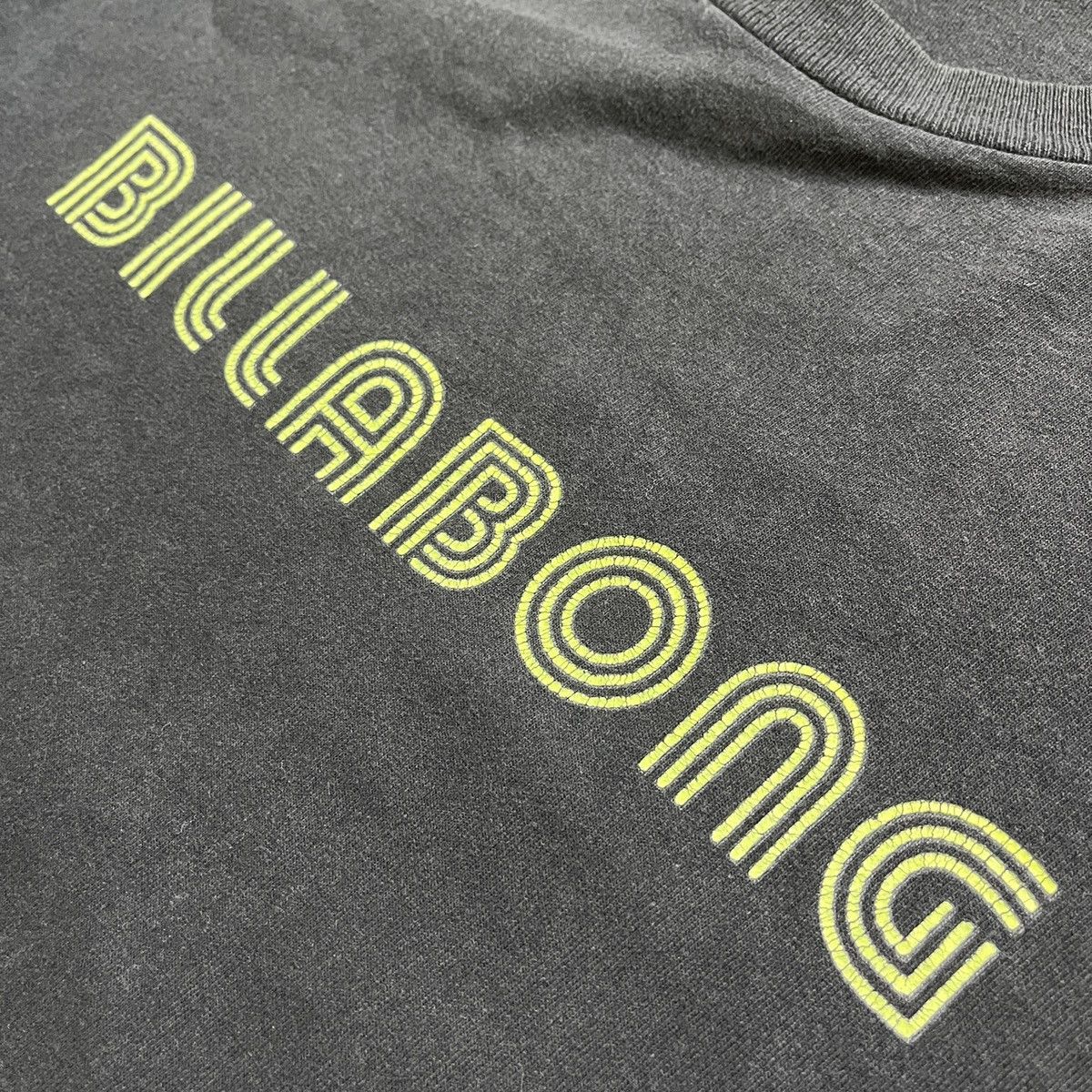 Billabong × Vintage Super Rare Billabong Vintage TShirt 1997 Single Stitching Size US L / EU 52-54 / 3 - 12 Thumbnail