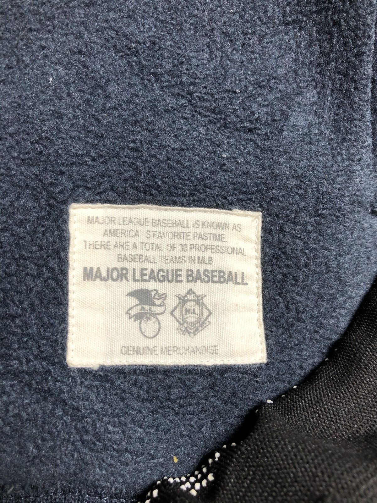 Japanese Brand × New York Yankees × Uniqlo Japanese Brand Uniqlo Yankees Logo sweater Size US L / EU 52-54 / 3 - 6 Thumbnail