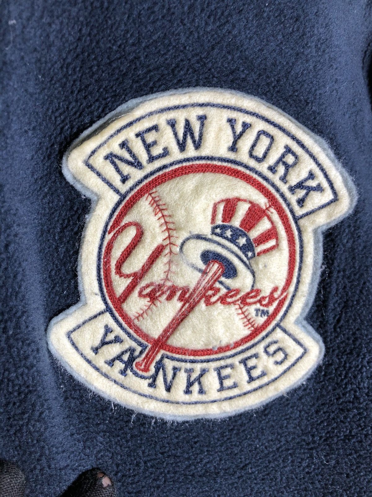 Japanese Brand × New York Yankees × Uniqlo Japanese Brand Uniqlo Yankees Logo sweater Size US L / EU 52-54 / 3 - 7 Thumbnail