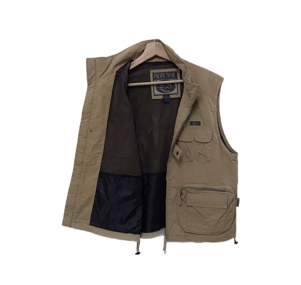 Pacific trail vest outlet