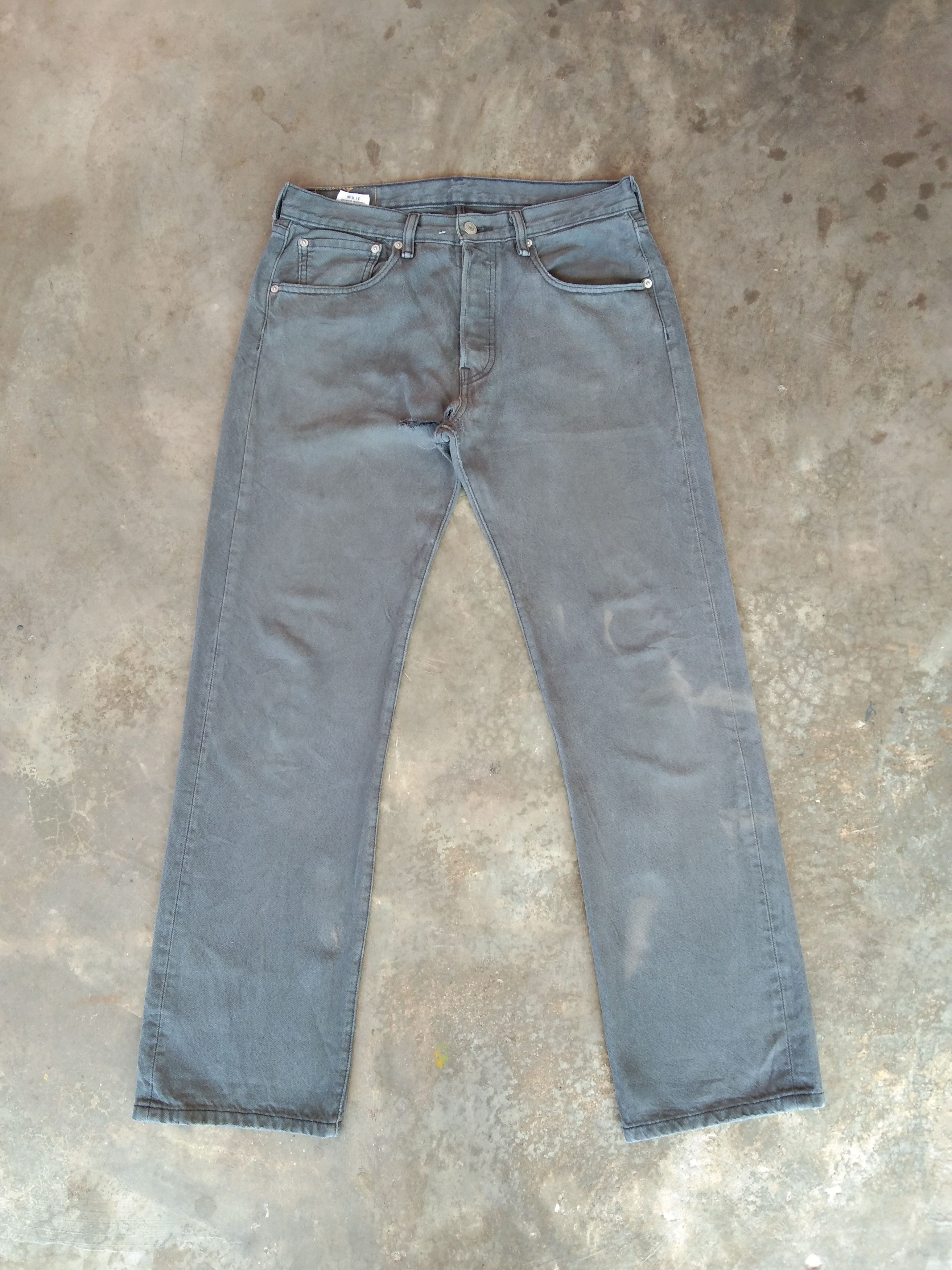 Levi's × Streetwear × Vintage Vintage Levi's 501 Faded Grey Distressed ...
