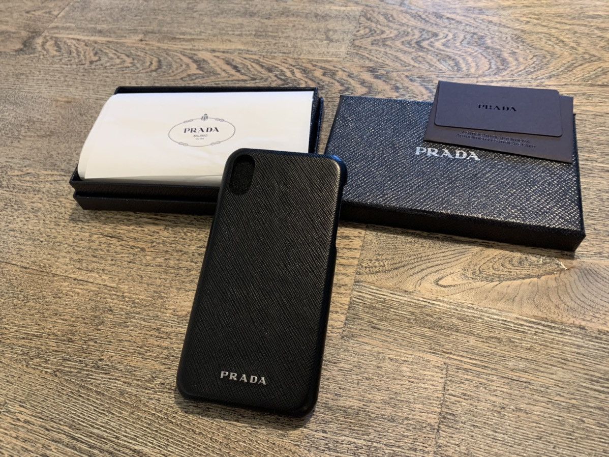 Prada Black Saffiano Leather iPhone X/XS Case