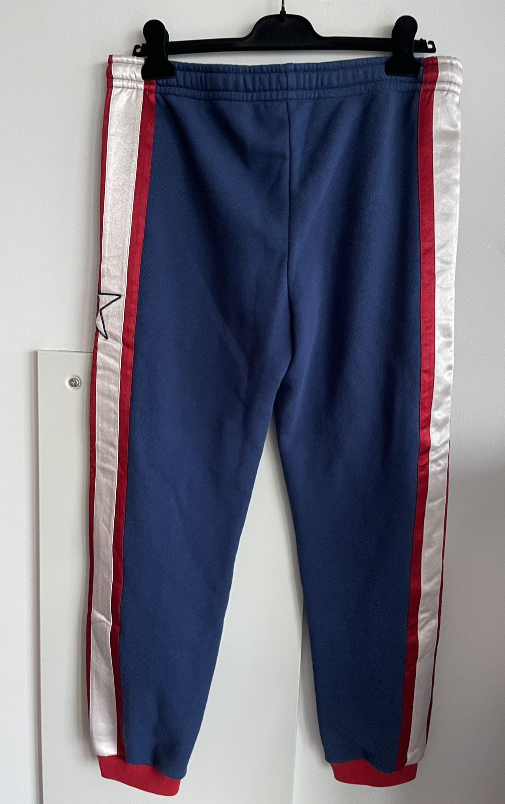 Gucci Brand NEW Super Runway Gucci Sweatpants Size US 34 / EU 50 - 16 Thumbnail