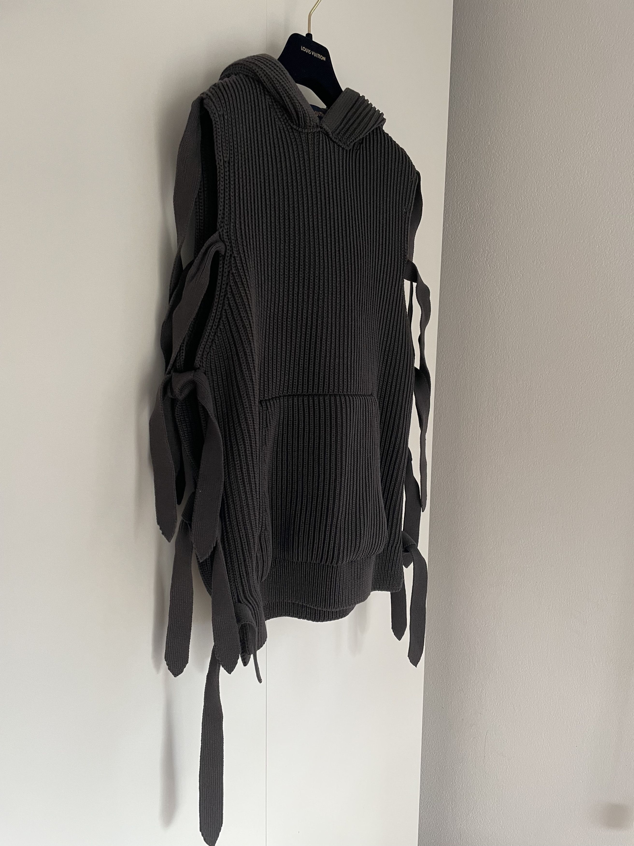 Louis Vuitton Louis Vuitton × Virgil Abloh - Detachable ties hoodie Size US M / EU 48-50 / 2 - 13 Thumbnail