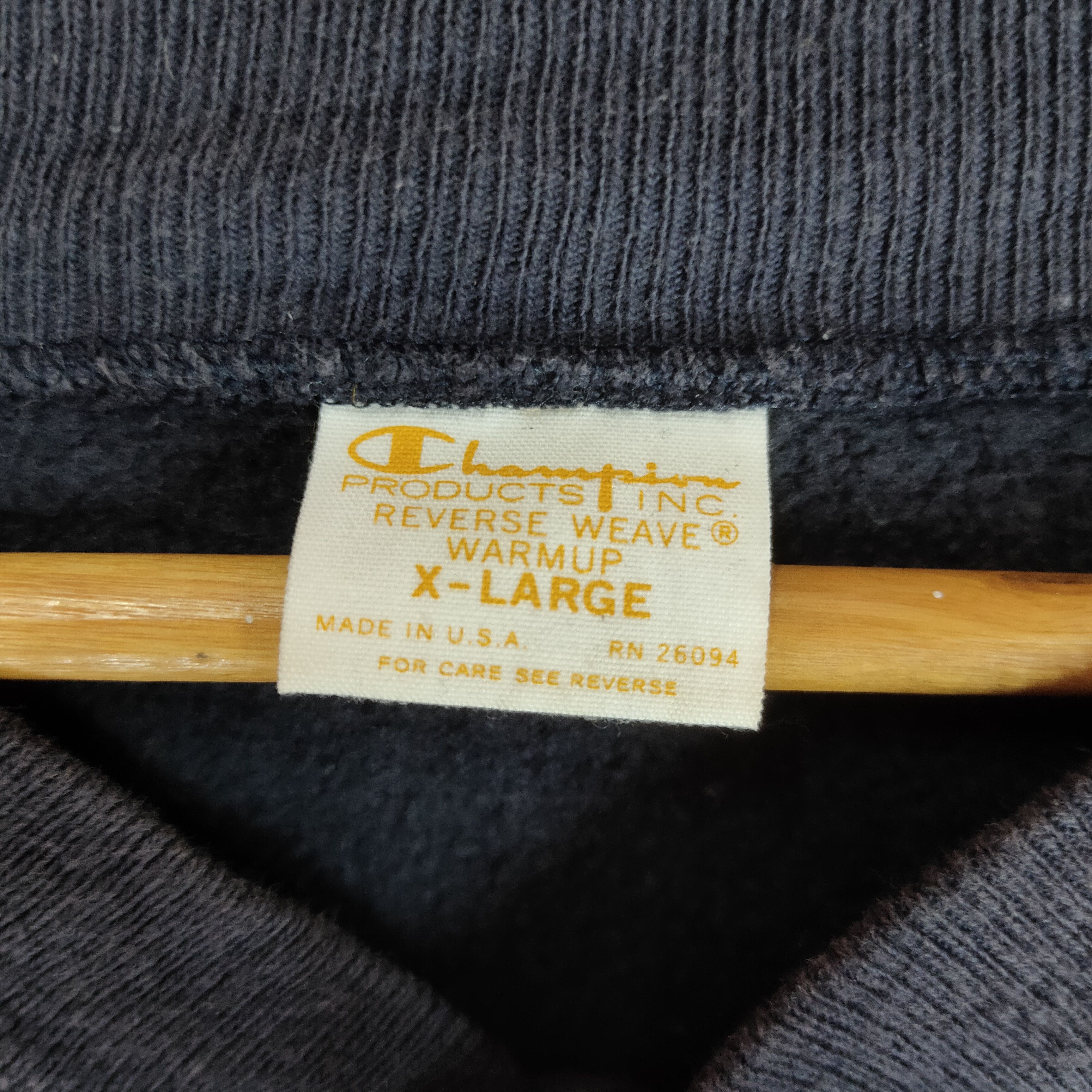 Champion Vintage CHAMPION REVERSE WEAVE USA FUll Button Sweatshirt Size US XL / EU 56 / 4 - 5 Thumbnail