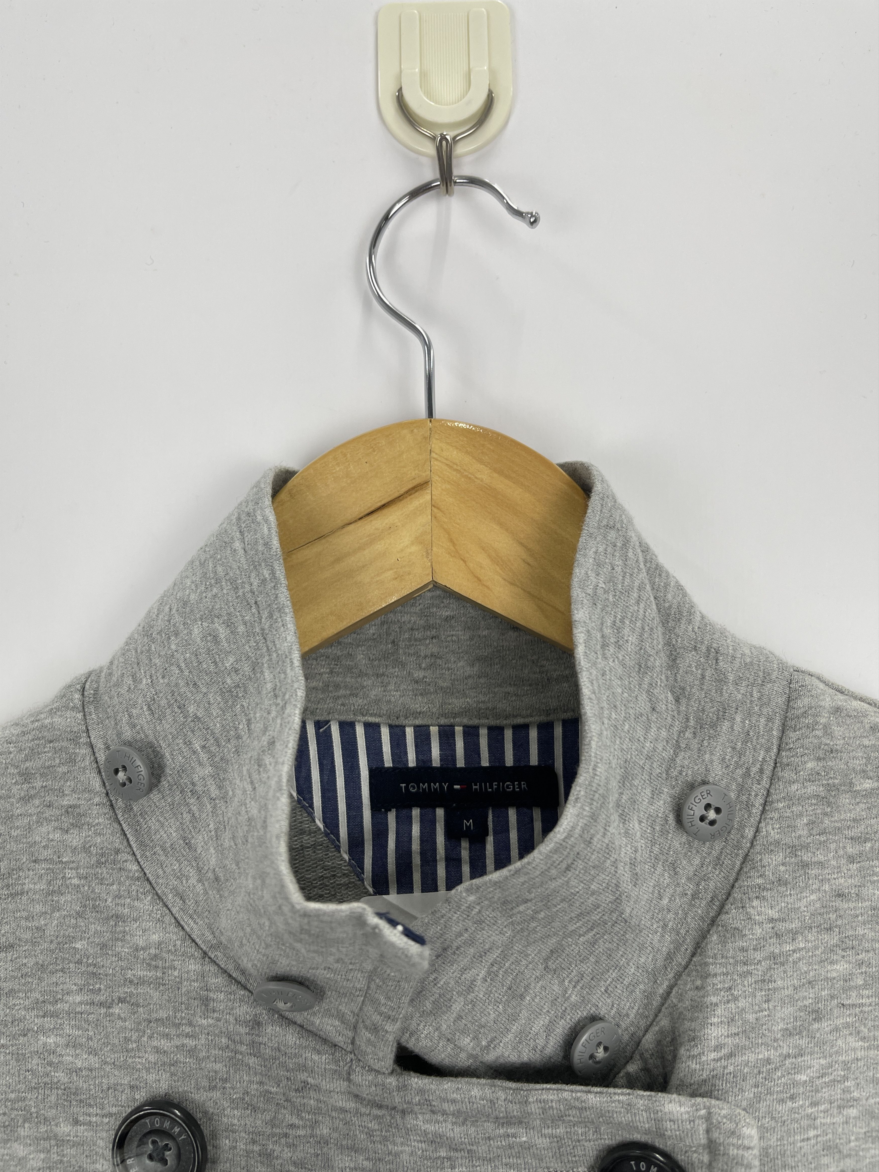 Tommy Hilfiger Vintage Tommy Hilfiger Full Button Jacket Size US M / EU 48-50 / 2 - 10 Thumbnail