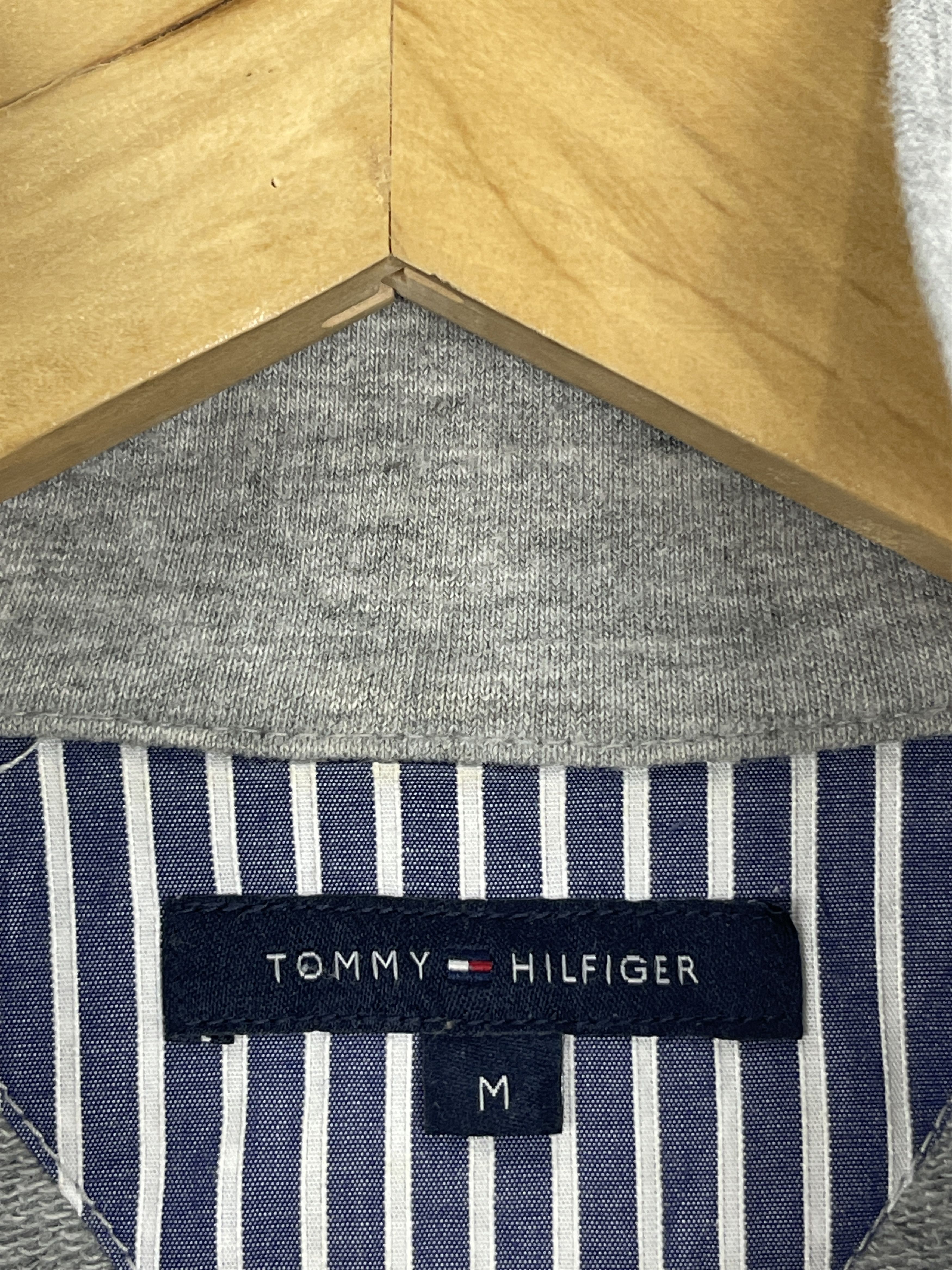 Tommy Hilfiger Vintage Tommy Hilfiger Full Button Jacket Size US M / EU 48-50 / 2 - 5 Thumbnail