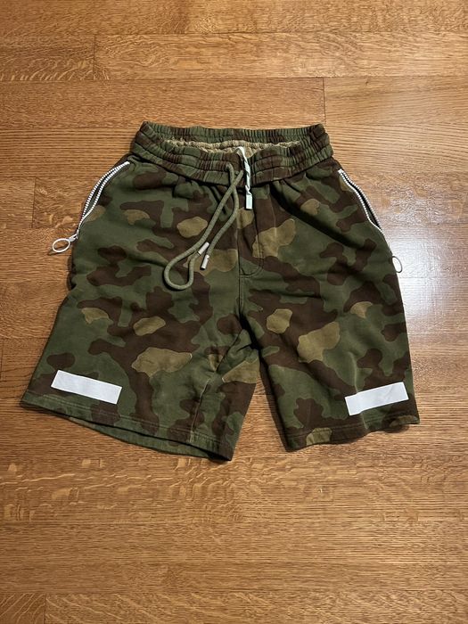 Off white hot sale shorts camo