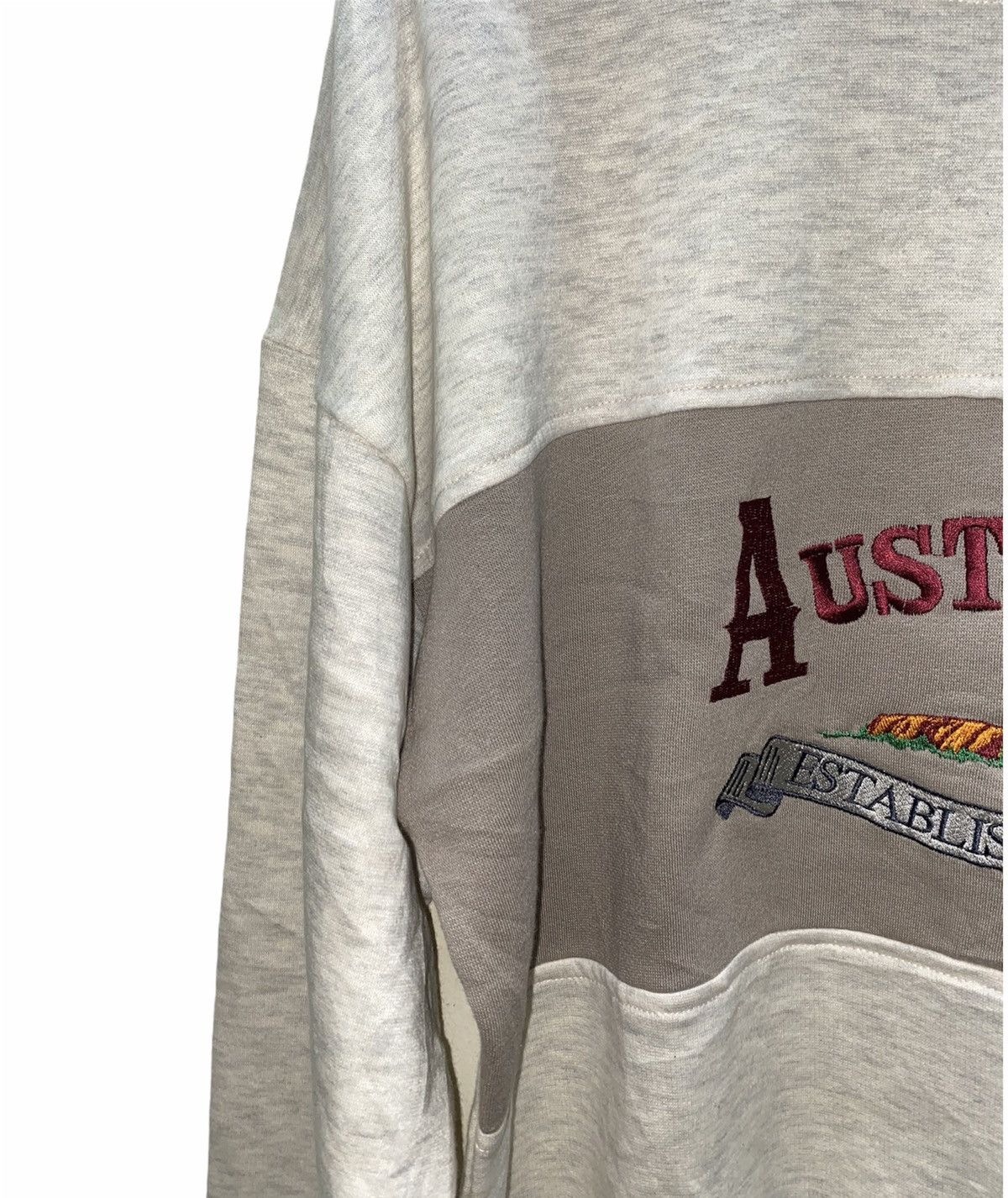 Vintage Australia Embroidered Logo Sweatshirt