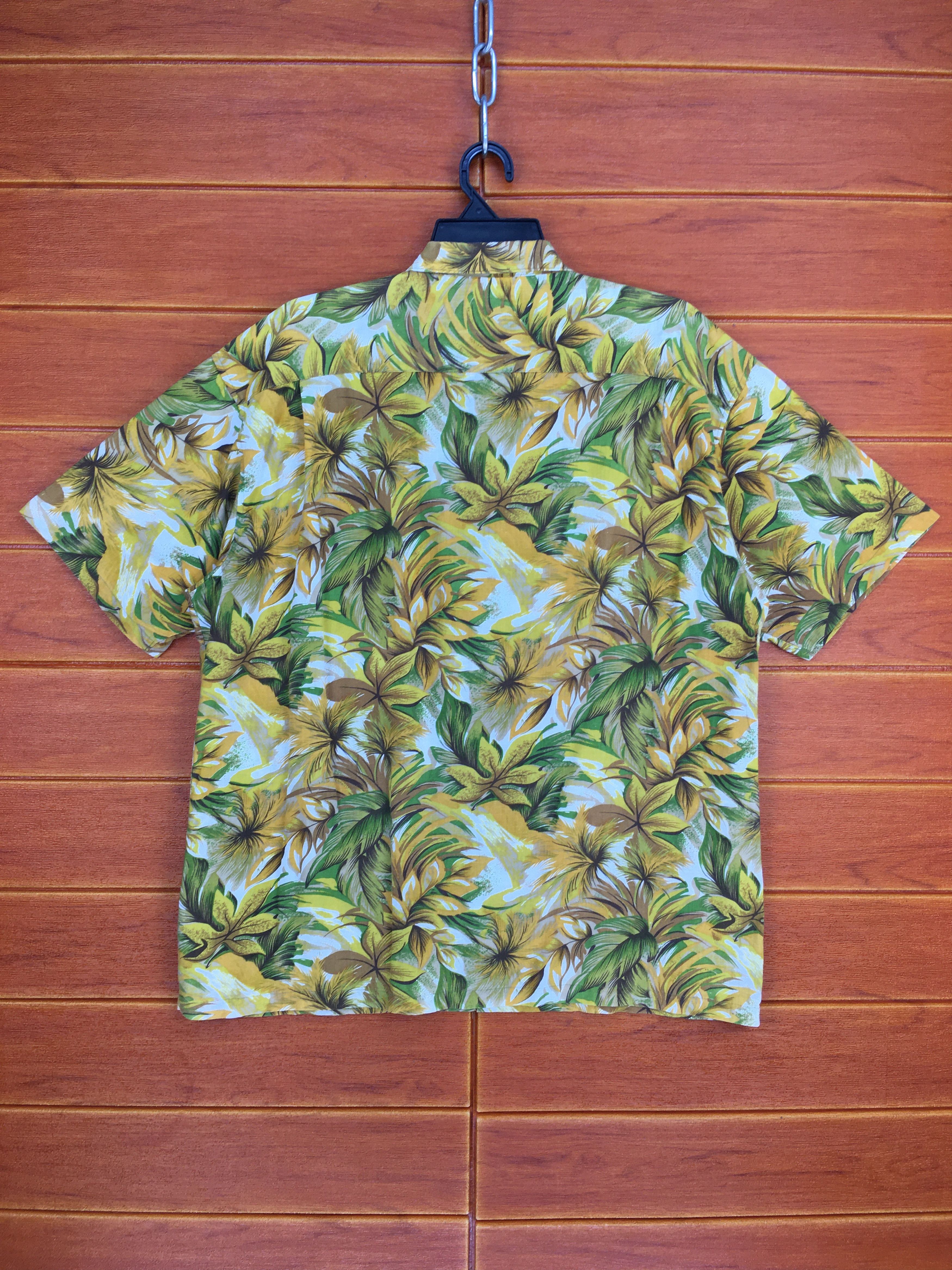 Vintage Vintage Hawaiian CLASSIC SAFARI Lakevictoria Shirt Size US L / EU 52-54 / 3 - 7 Thumbnail