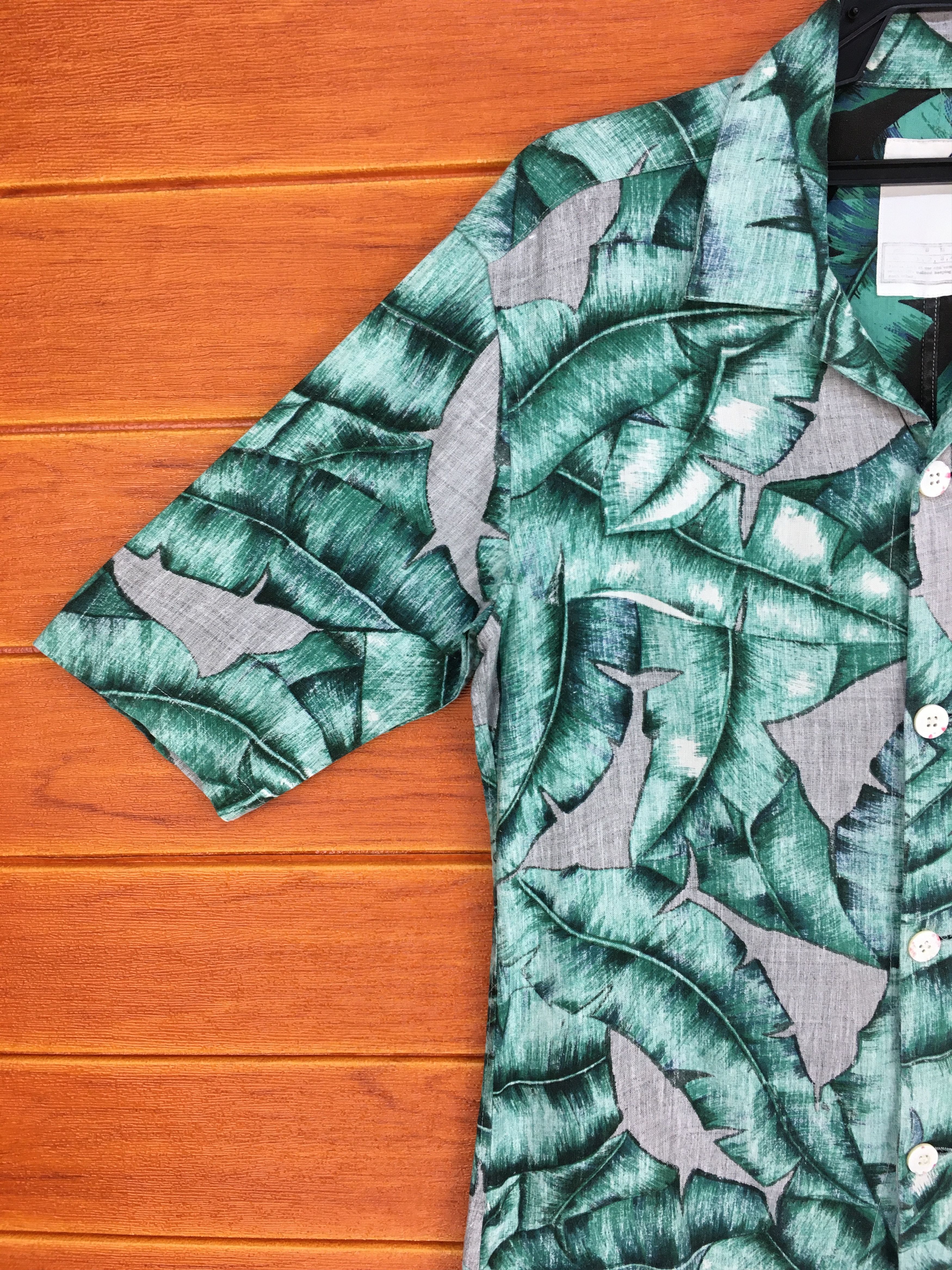 Easy Earl Life Vintage EEL Banana leaf Reverse Print Hawaiian Shirt Size US S / EU 44-46 / 1 - 2 Thumbnail