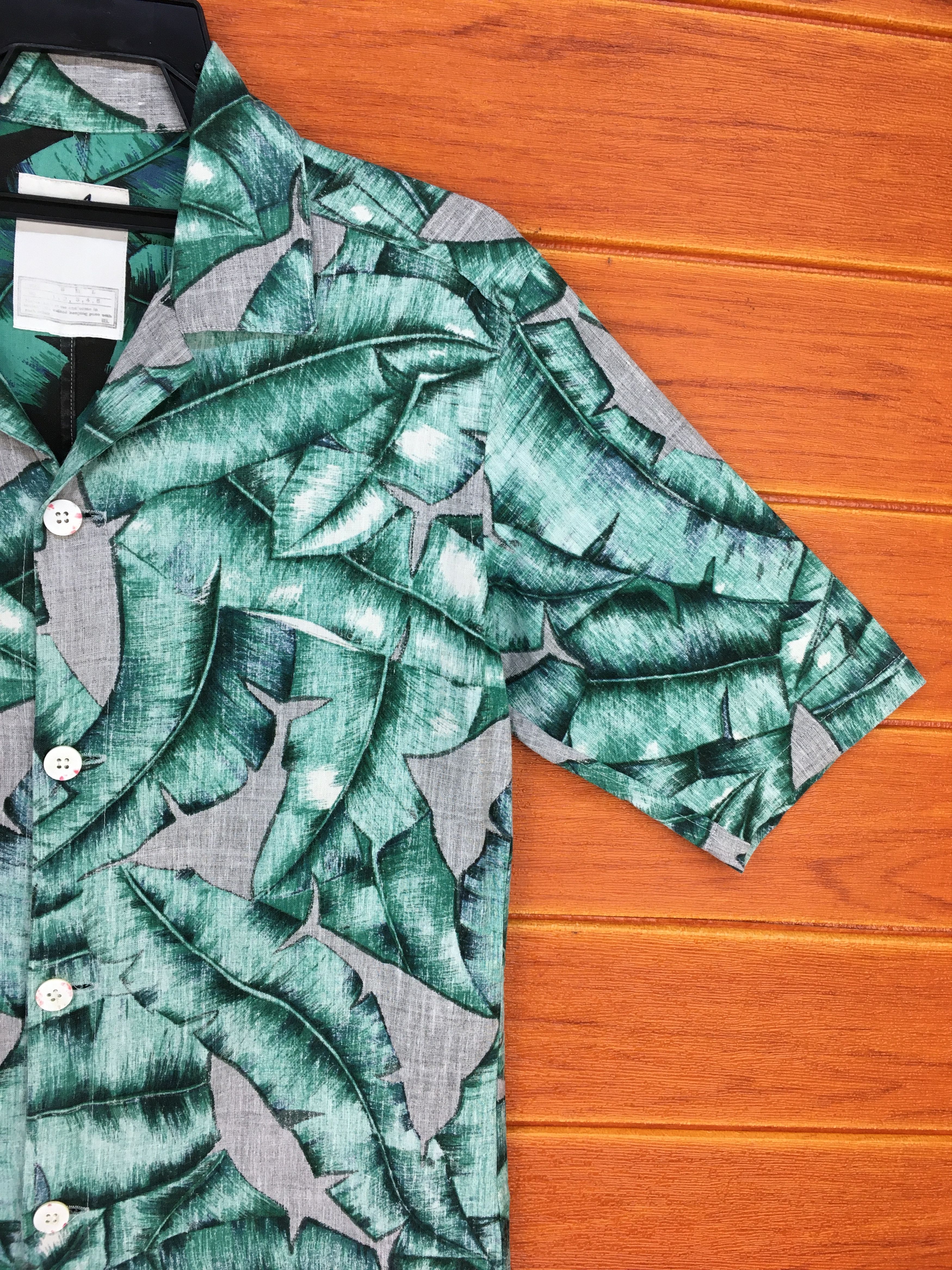 Easy Earl Life Vintage EEL Banana leaf Reverse Print Hawaiian Shirt Size US S / EU 44-46 / 1 - 5 Thumbnail