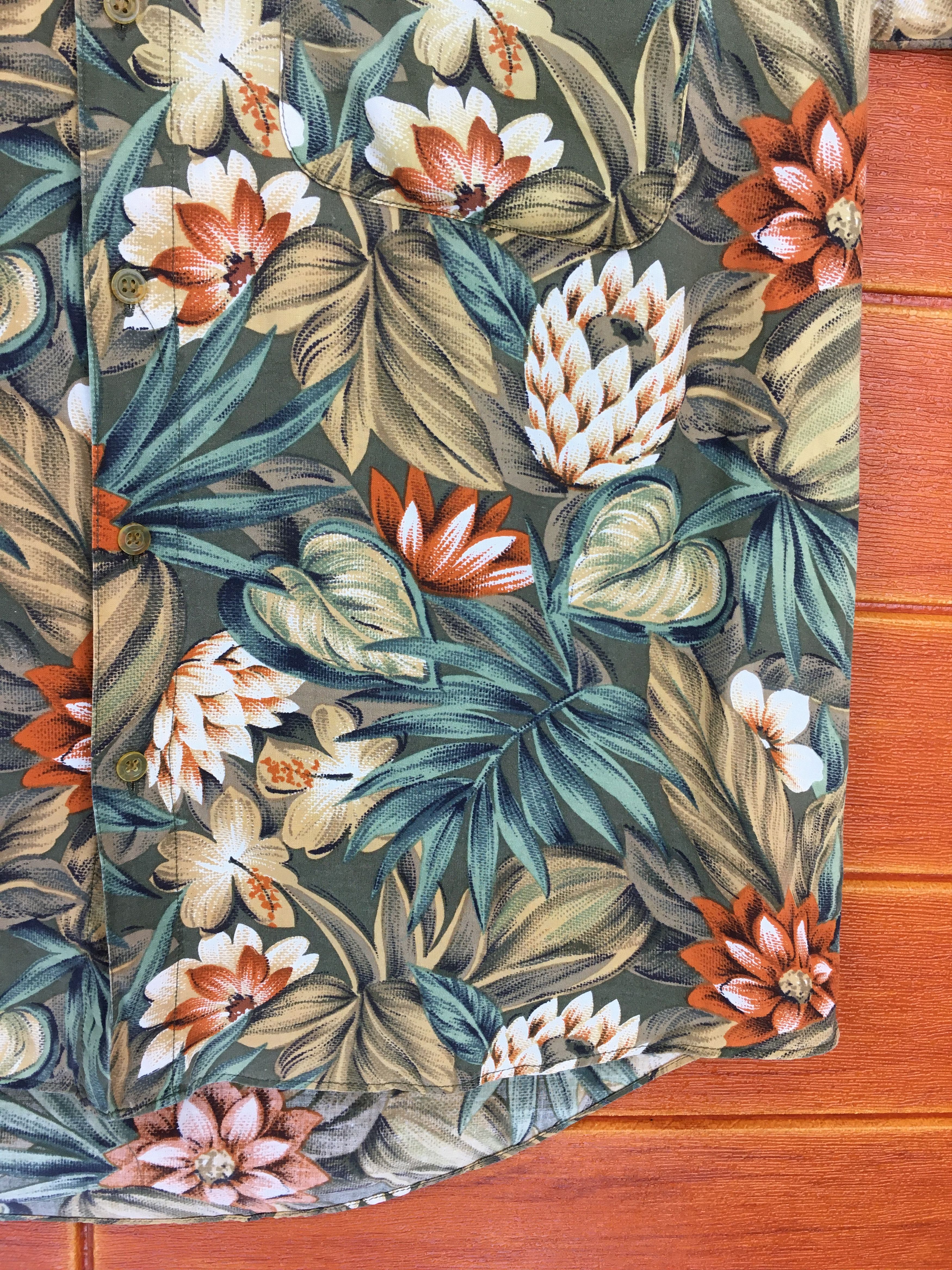 Vintage Vintage Flowers Hawaiian Shirt / Aloha Wear Shirt Size US L / EU 52-54 / 3 - 4 Thumbnail
