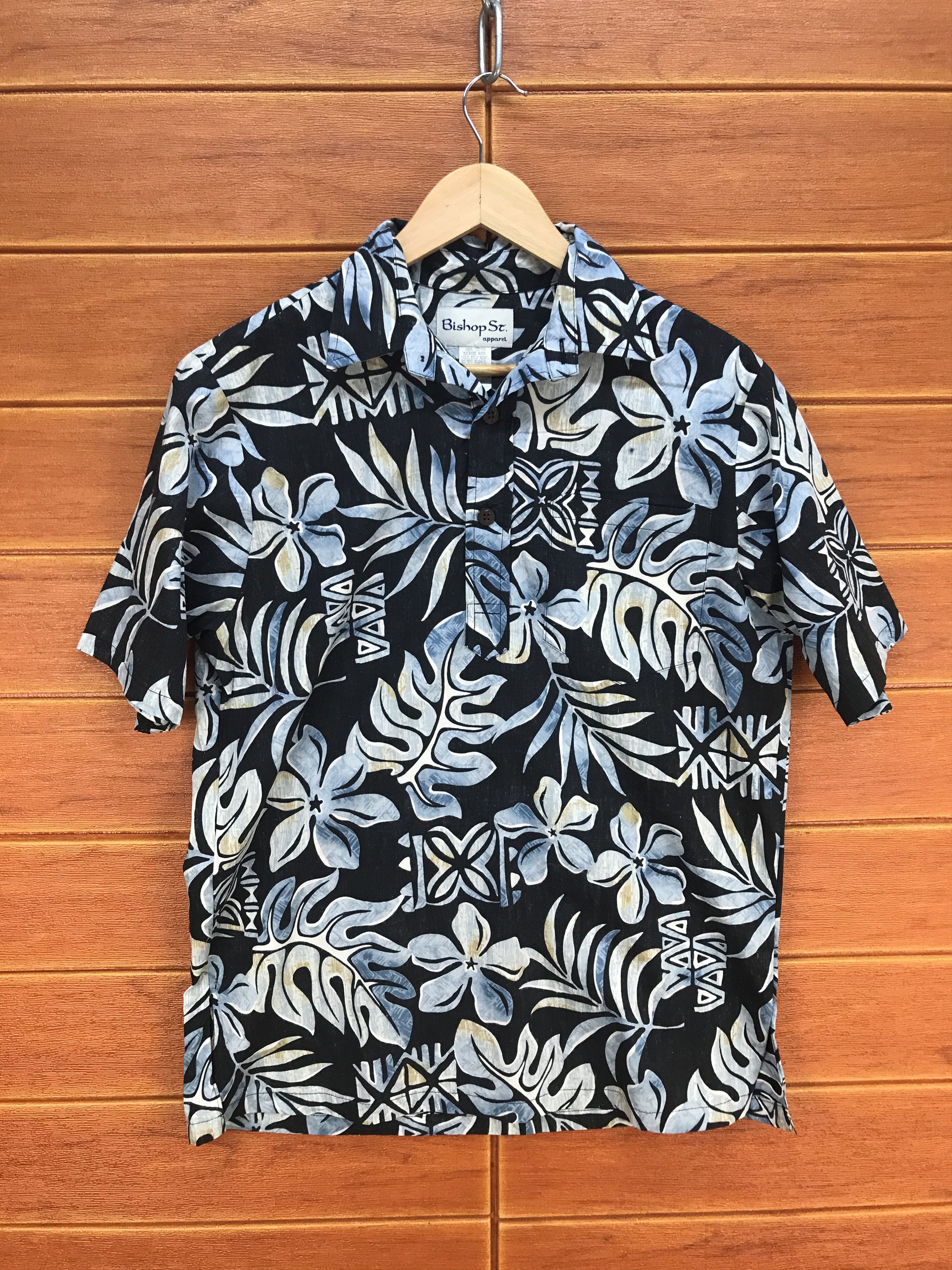 Vintage Made In Hawaii Bishop St. Hawaiian Shirt