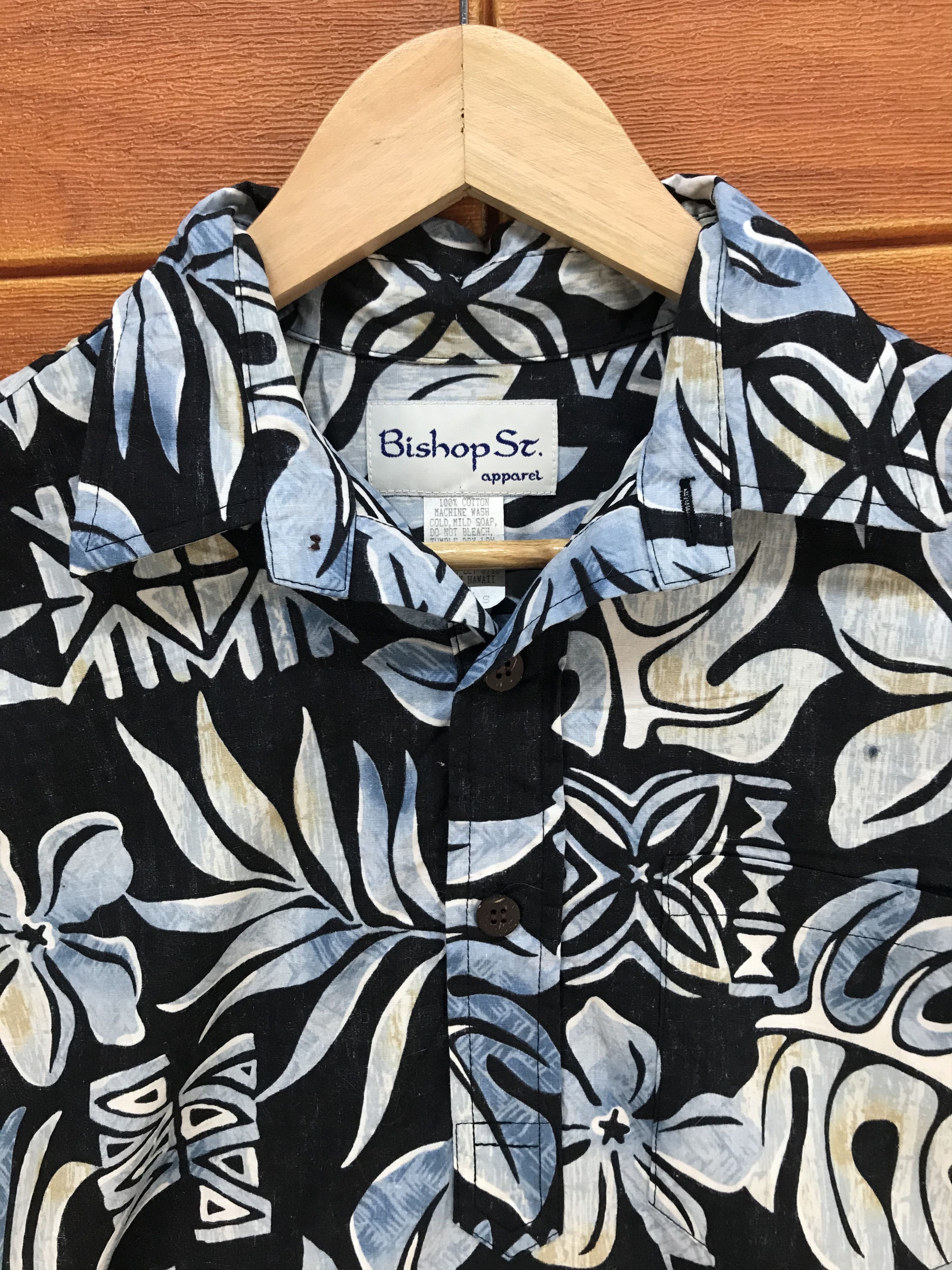 Vintage Vintage Made In Hawaii Bishop St. Hawaiian Shirt Size US S / EU 44-46 / 1 - 2 Thumbnail