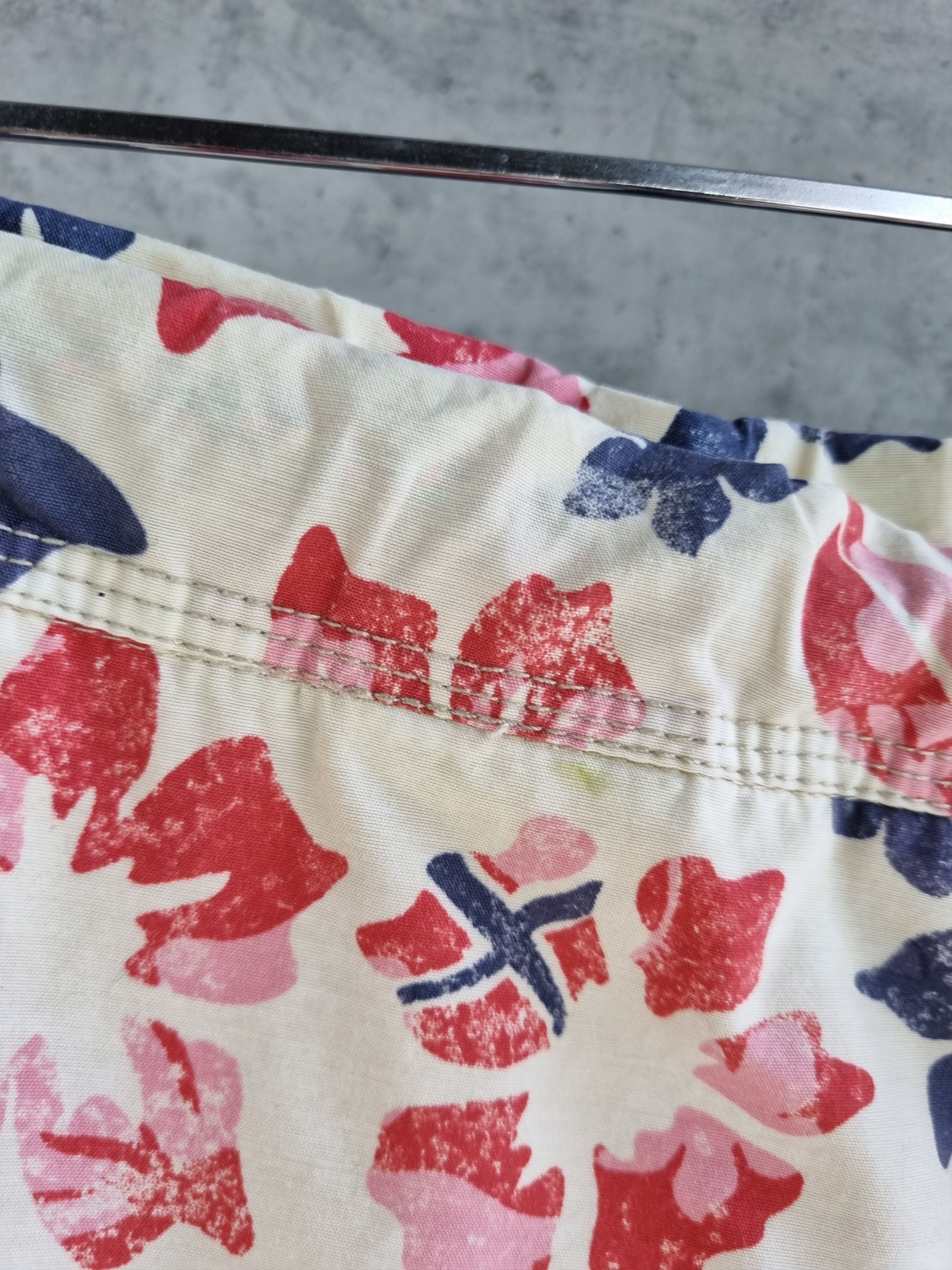 Napapijri Napapijri Hawaiian Floral Rare Print Shorts Size US 32 / EU 48 - 8 Thumbnail