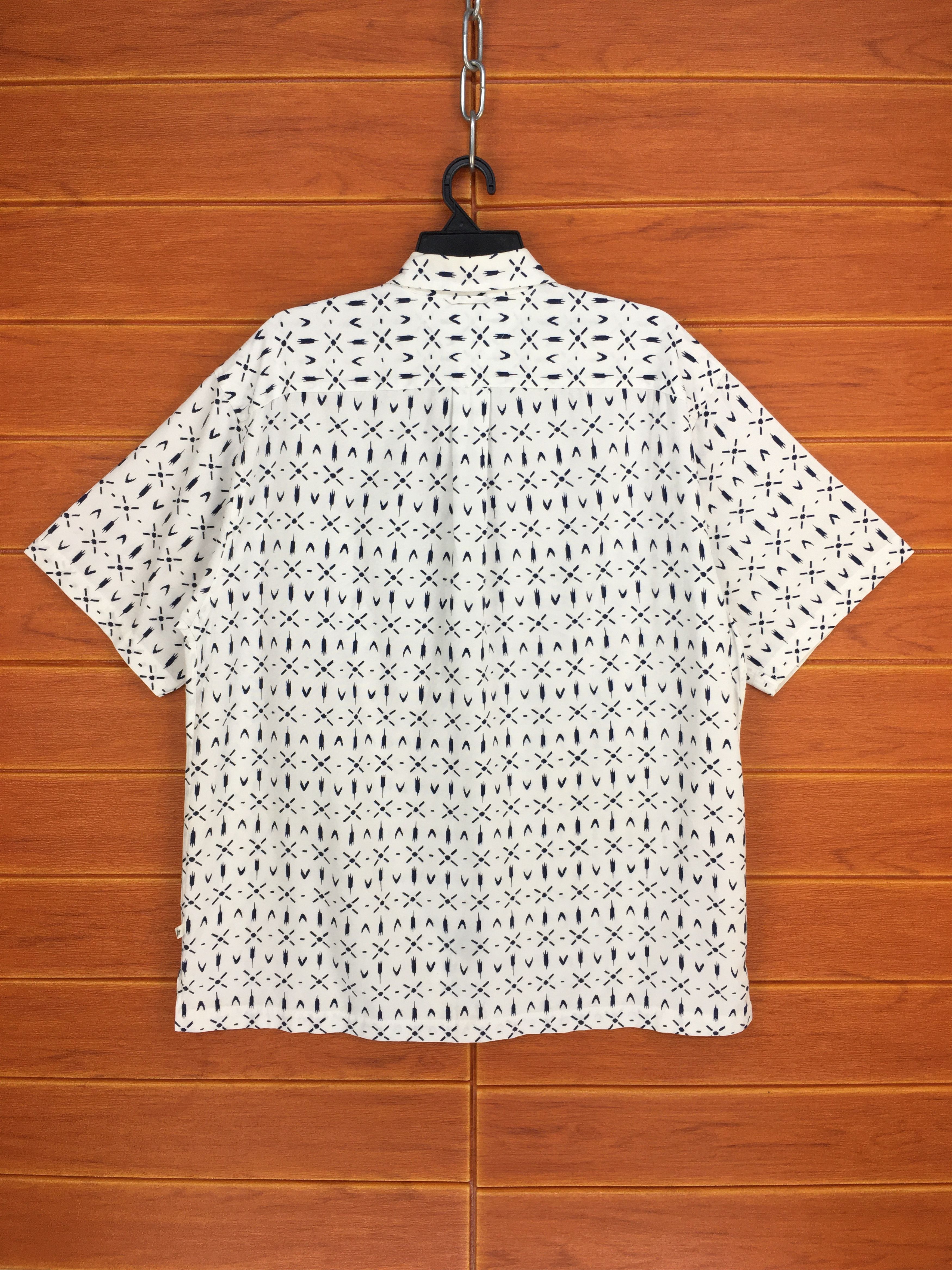 Tommy Hilfiger Vintage 90s TOMMY HILFIGER Native Navajo Hawaiian Shirt Size US M / EU 48-50 / 2 - 8 Thumbnail
