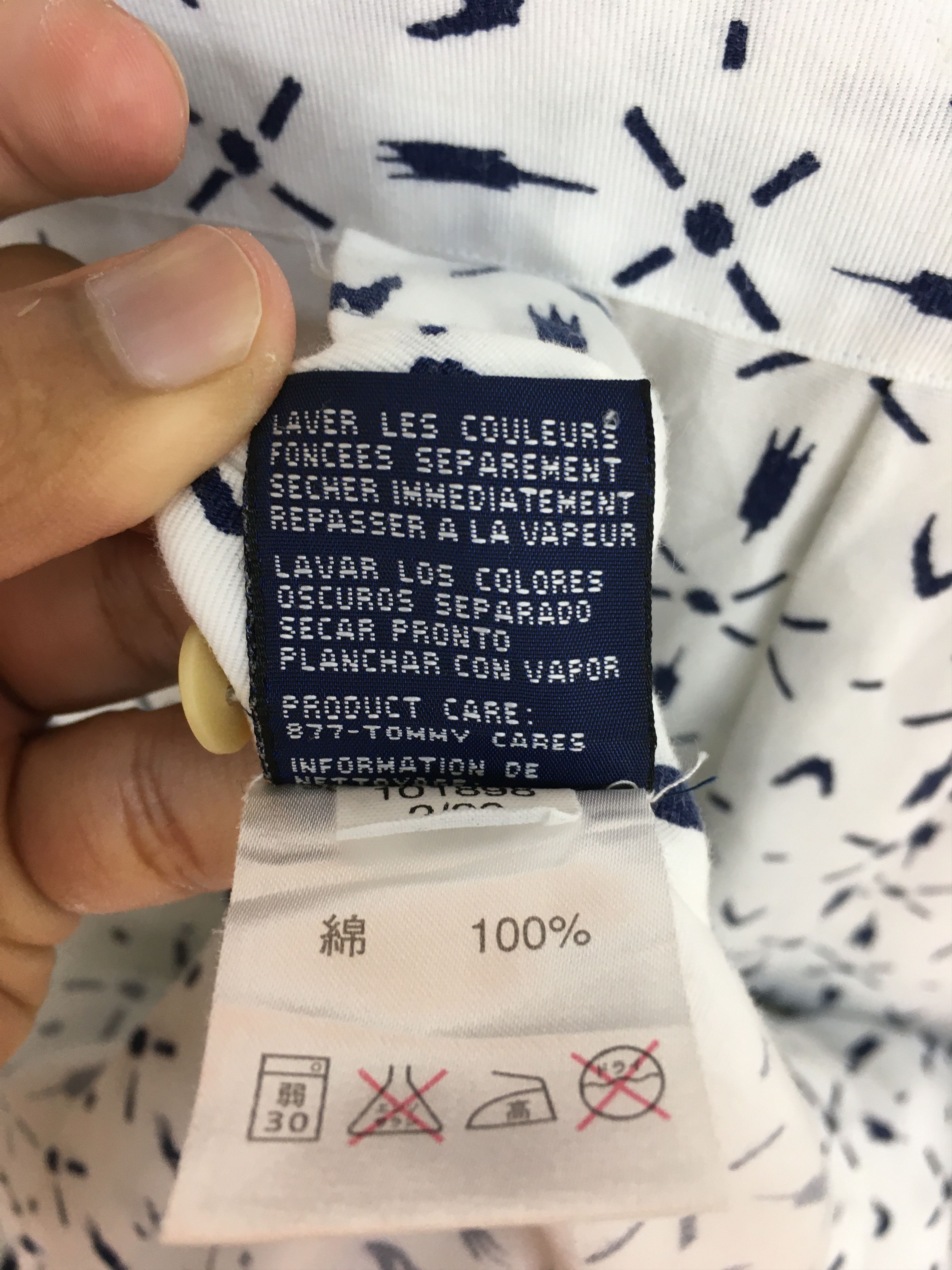 Tommy Hilfiger Vintage 90s TOMMY HILFIGER Native Navajo Hawaiian Shirt Size US M / EU 48-50 / 2 - 10 Thumbnail