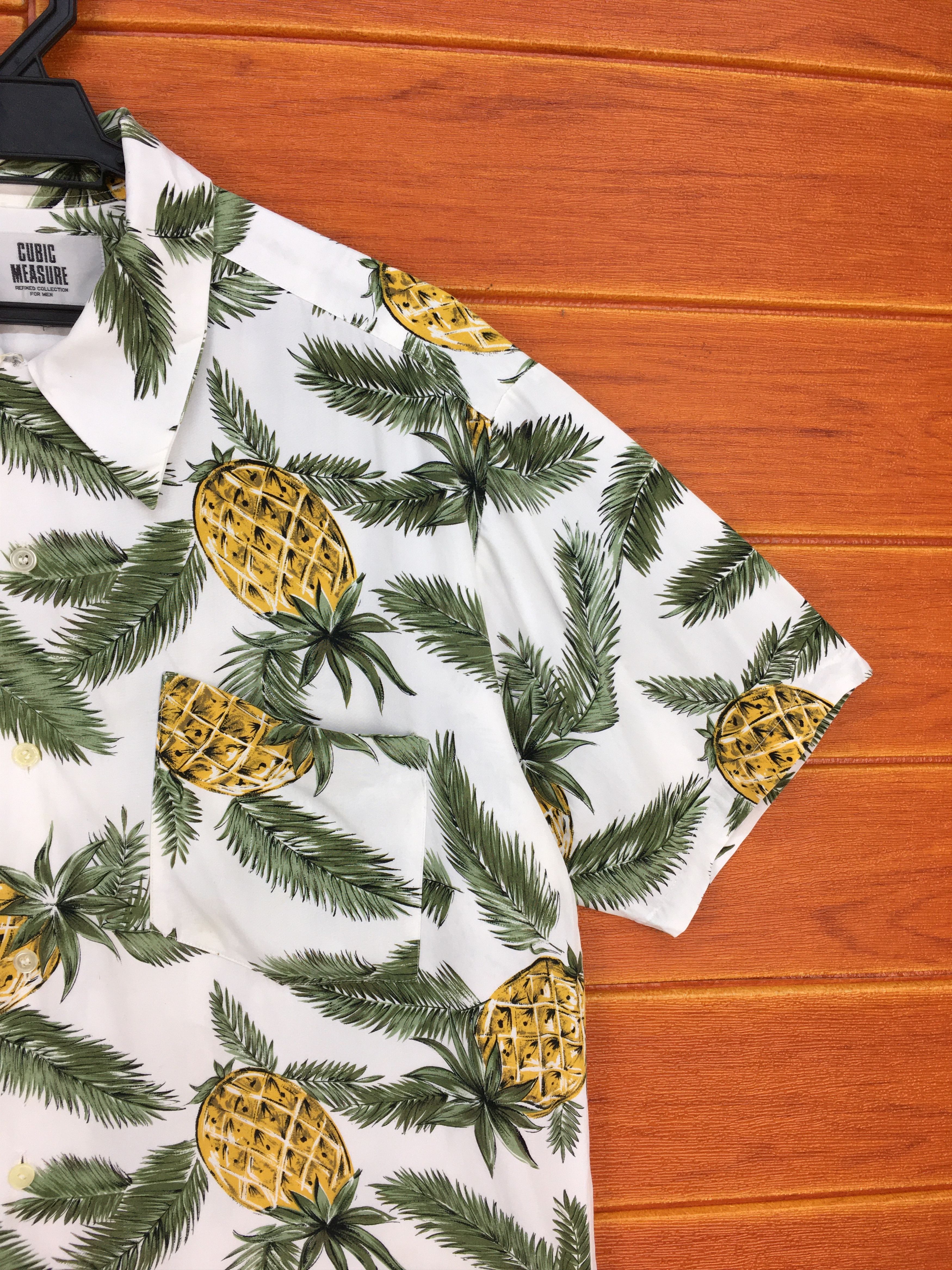Hysteric Glamour Japanese Hawaiian CUBIC MEASURE Pineapples Shirt Size US M / EU 48-50 / 2 - 5 Thumbnail