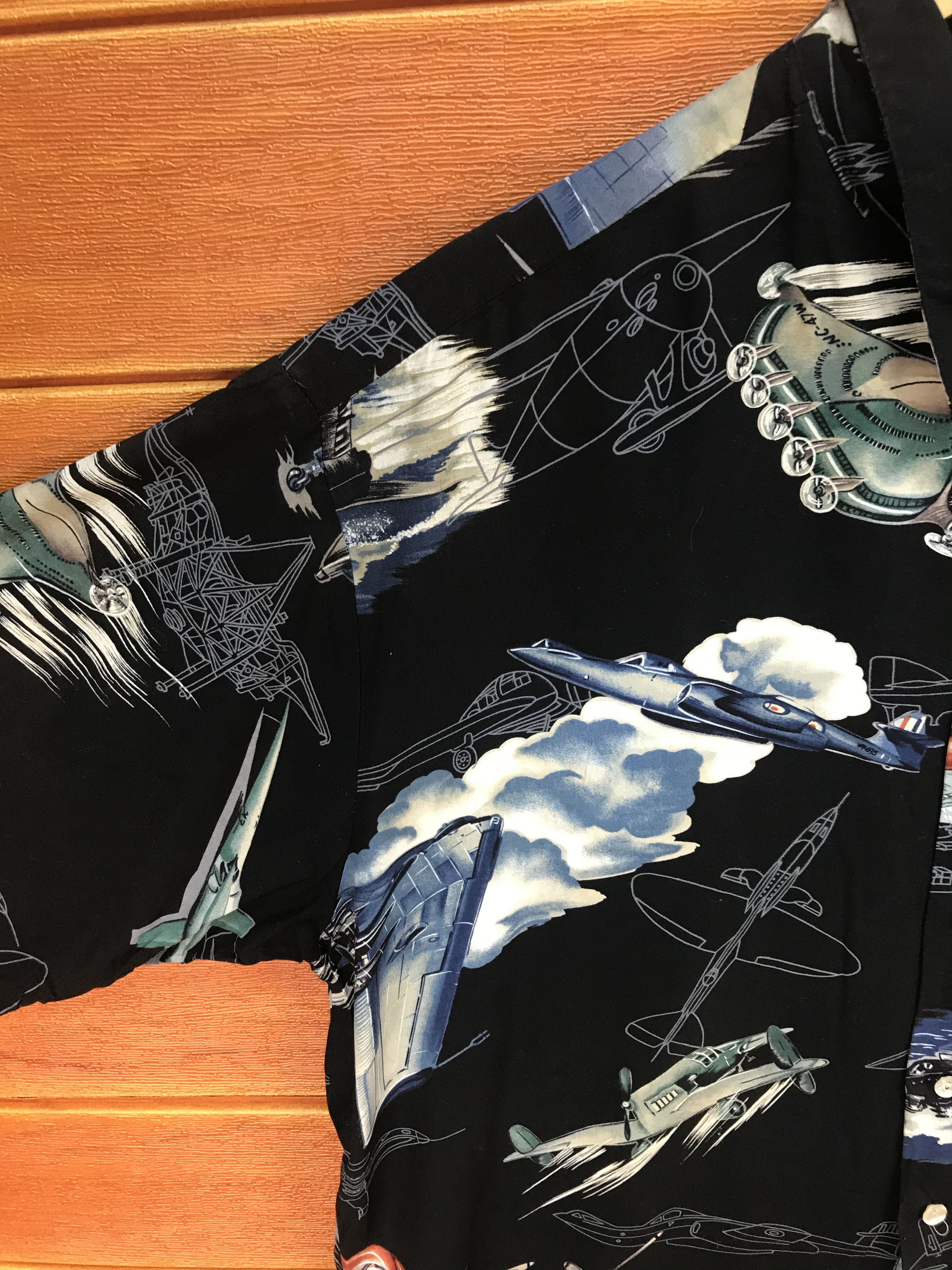 Other Vintage World War ii Planes & Jets Hawaiian Shirt Size US XL / EU 56 / 4 - 4 Thumbnail