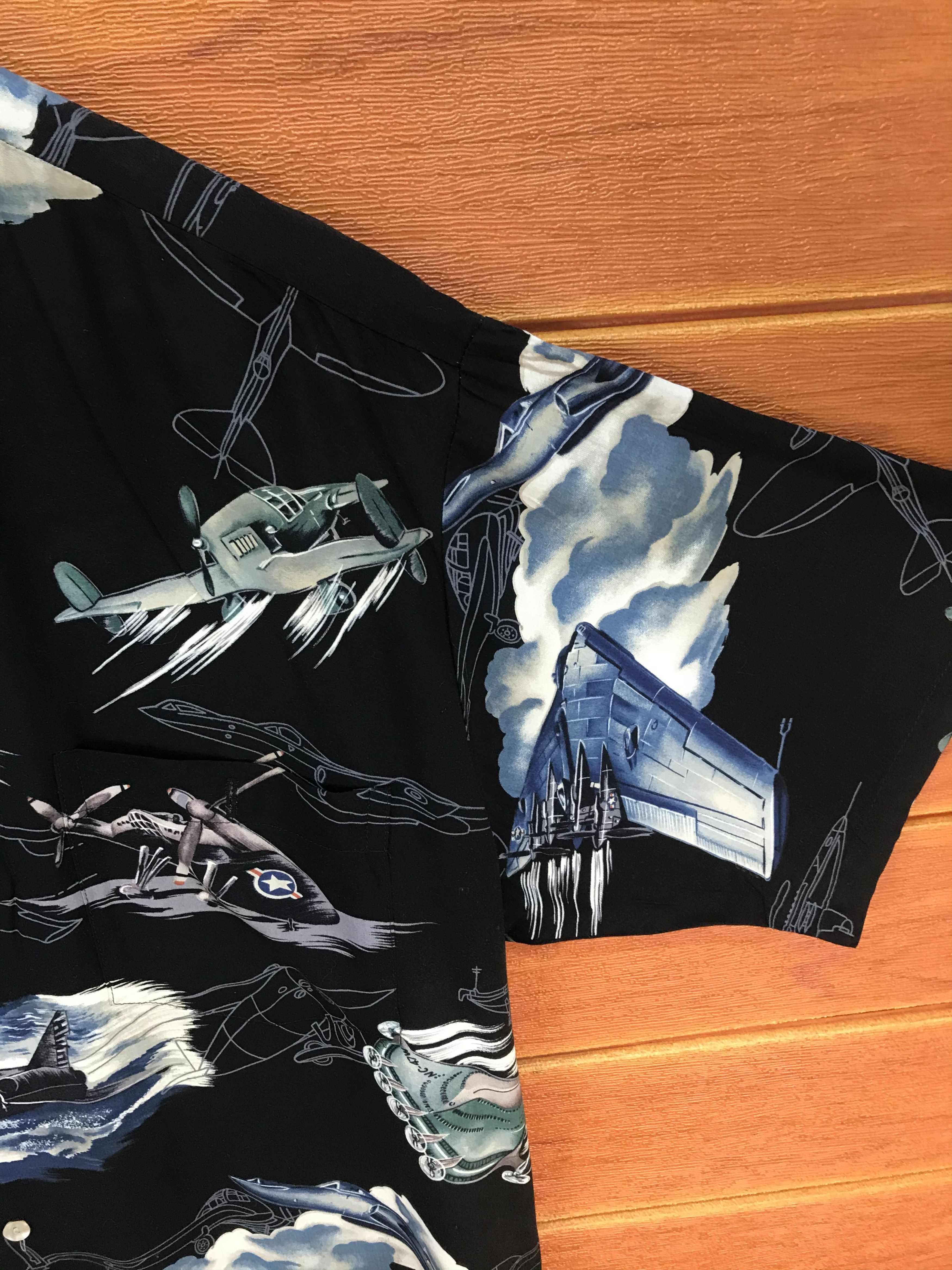Other Vintage World War ii Planes & Jets Hawaiian Shirt Size US XL / EU 56 / 4 - 5 Thumbnail