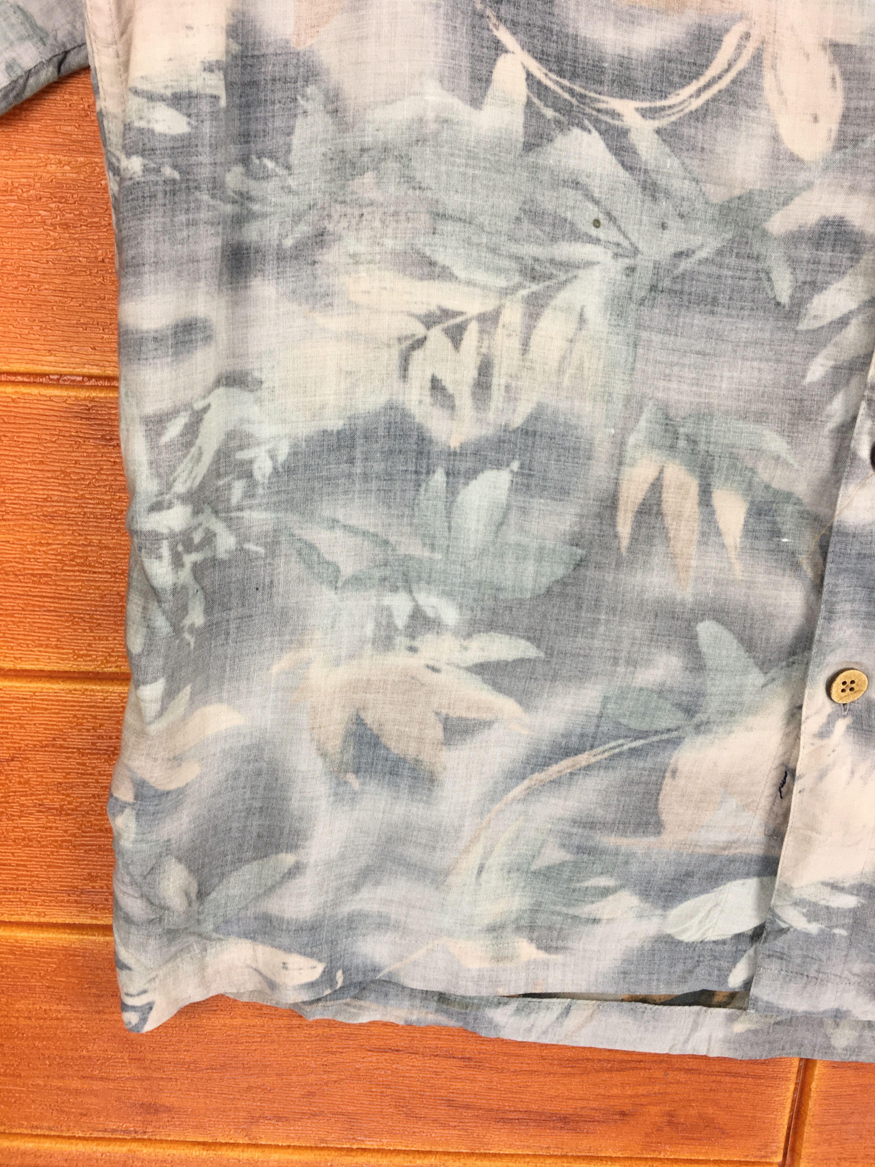 Japanese Brand MARC EDWARDS Abstract Oversize Hawaiian Shirt Size US M / EU 48-50 / 2 - 3 Thumbnail