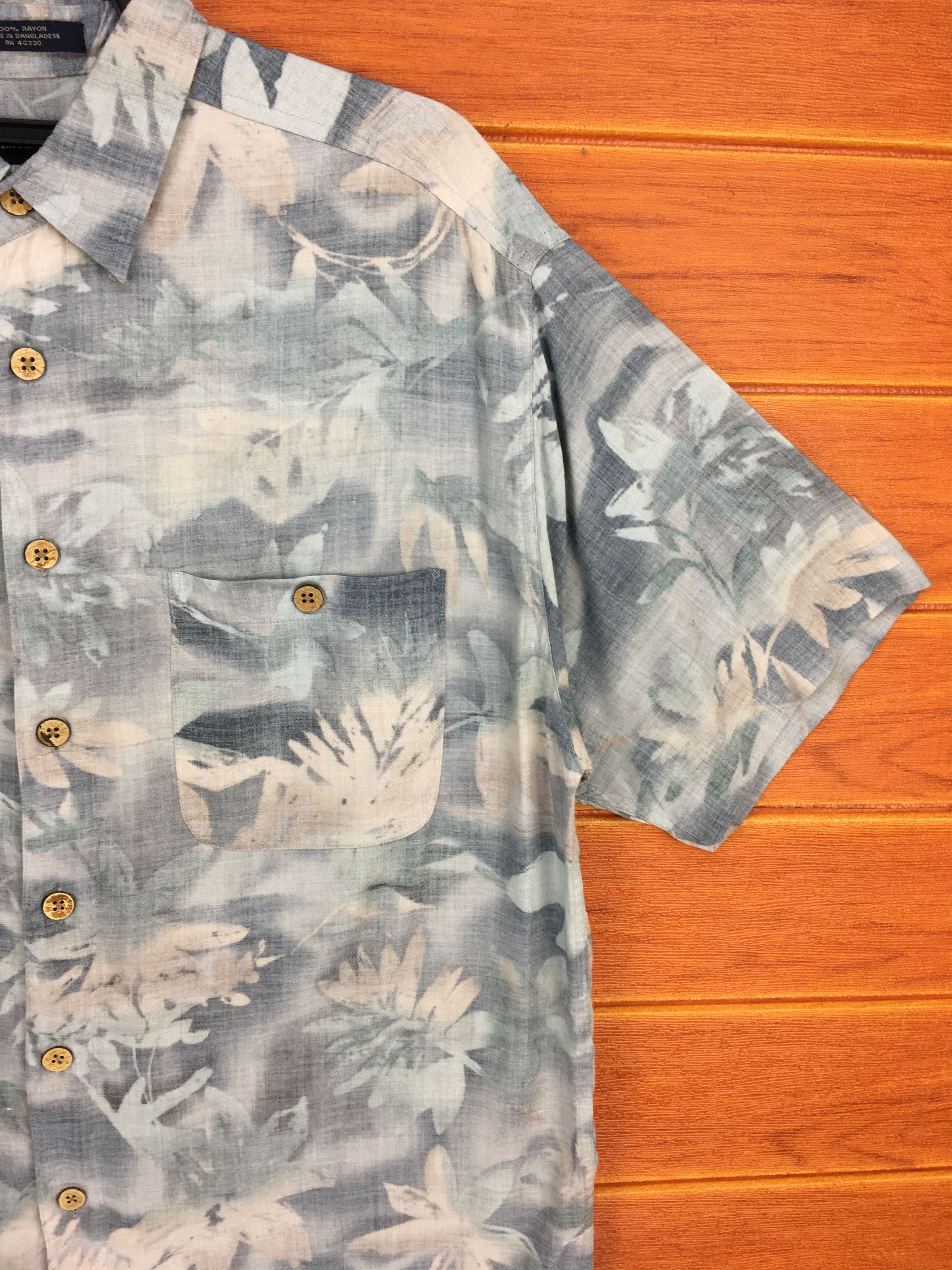Japanese Brand MARC EDWARDS Abstract Oversize Hawaiian Shirt Size US M / EU 48-50 / 2 - 5 Thumbnail