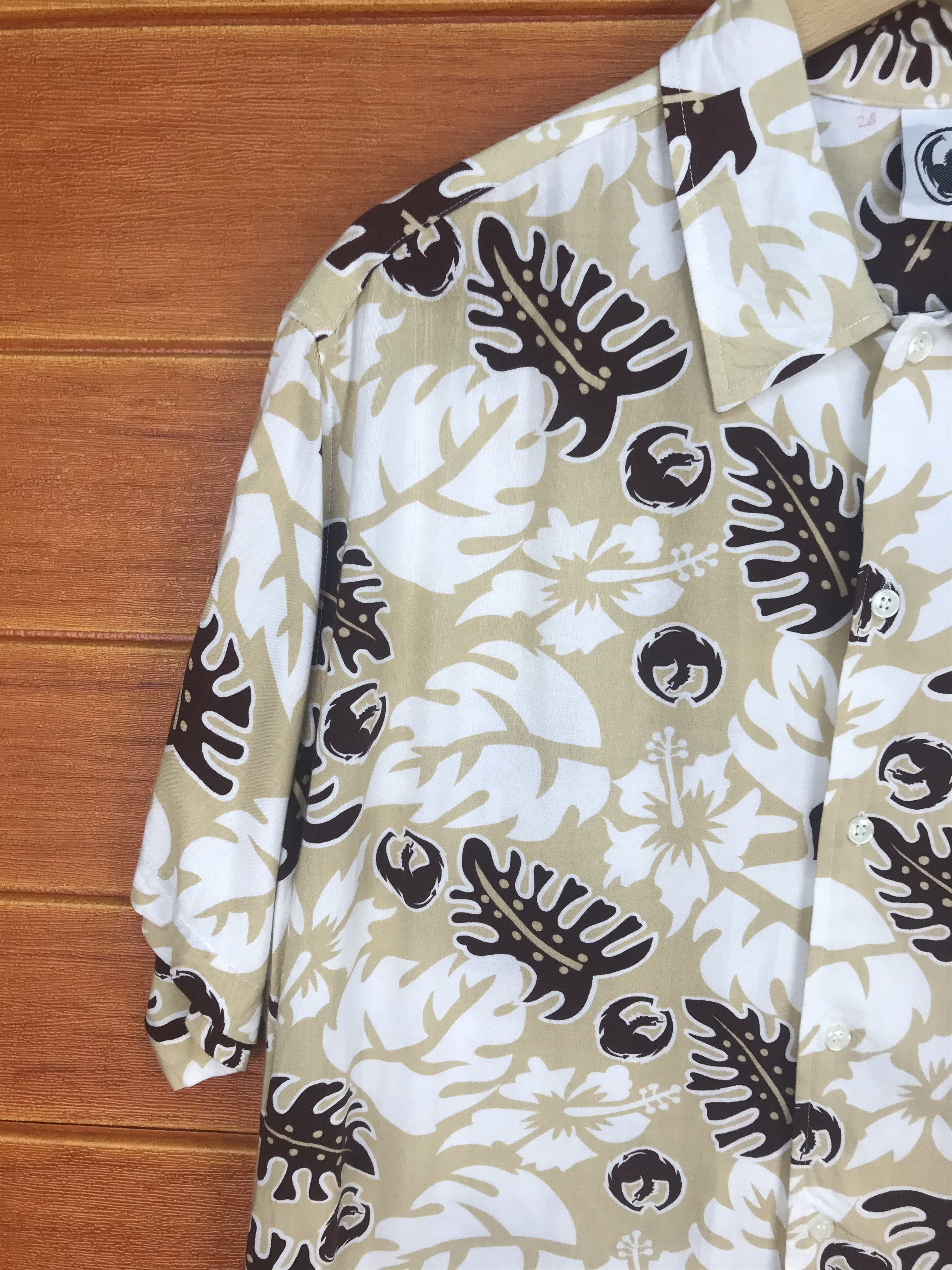 Vintage Vintage DRAGON Skateboard Hawaiian Shirt Size US L / EU 52-54 / 3 - 2 Thumbnail