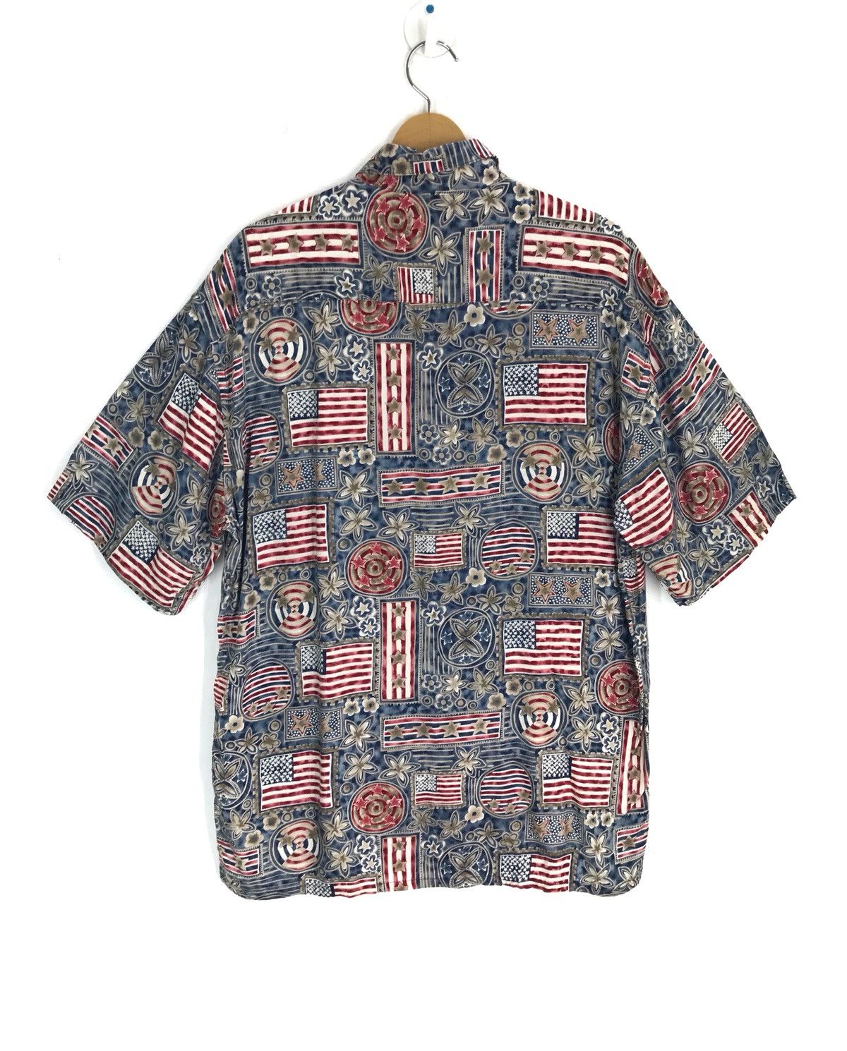 Vintage Vintage Hawaiian CAMPIA MODA 100% Rayon US Flag Floral Baggy Size US M / EU 48-50 / 2 - 6 Thumbnail