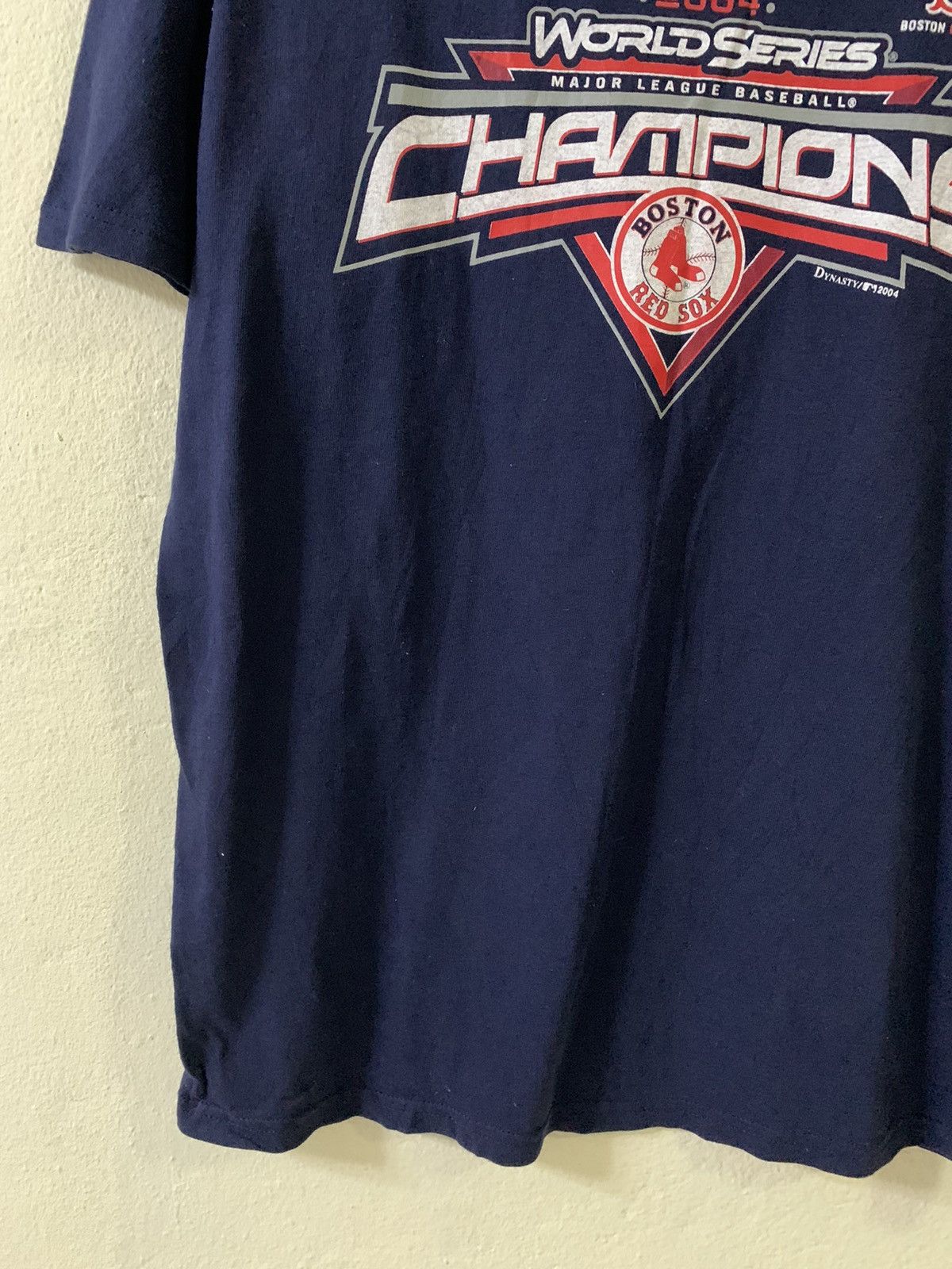 Jerzees Vintage Boston Red Sox World Series Champions 2004 Tshirt Size US L / EU 52-54 / 3 - 3 Thumbnail