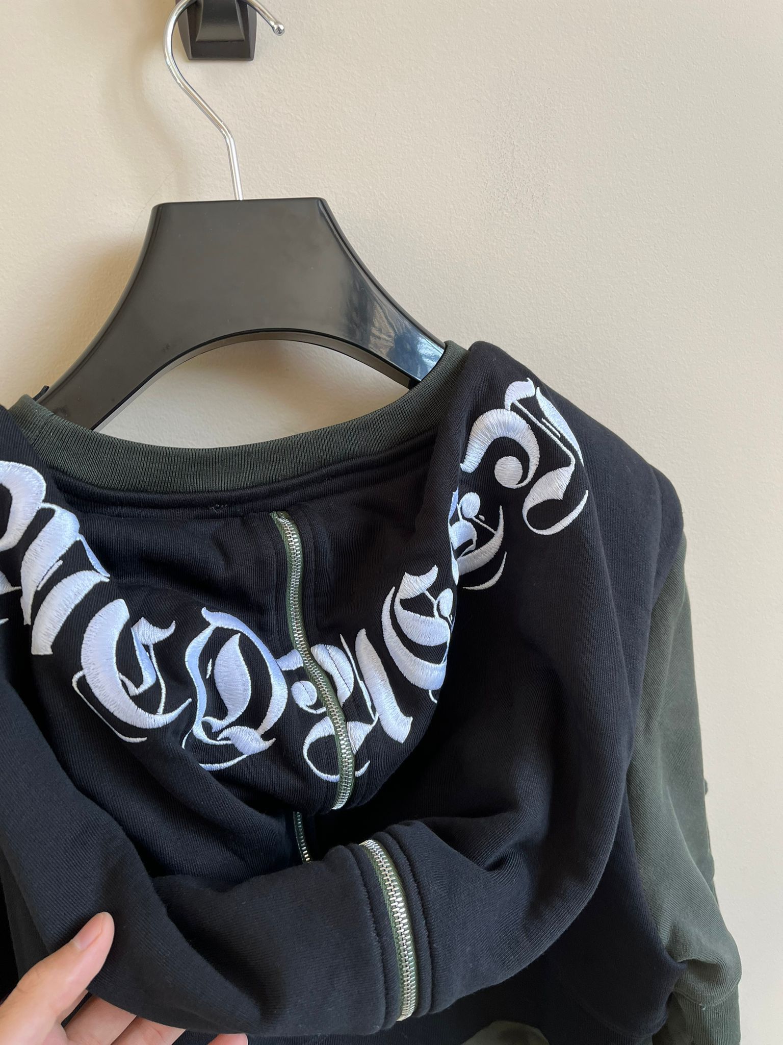 Alexander McQueen Hoodie in Black Size US M / EU 48-50 / 2 - 4 Thumbnail