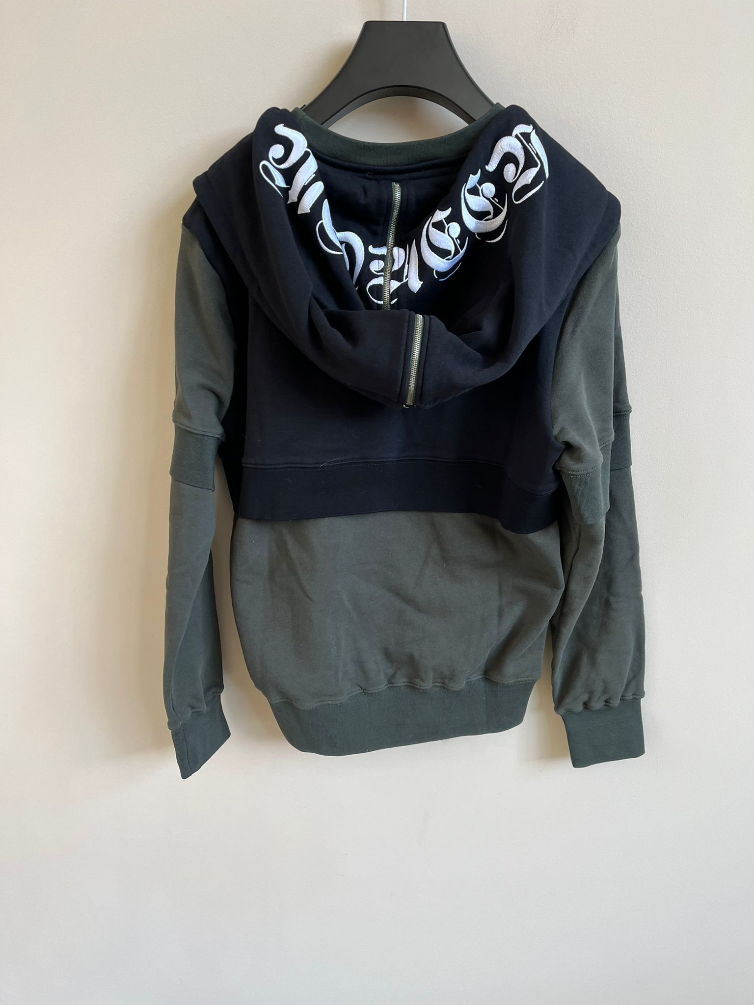 Alexander McQueen Hoodie in Black Size US M / EU 48-50 / 2 - 2 Thumbnail