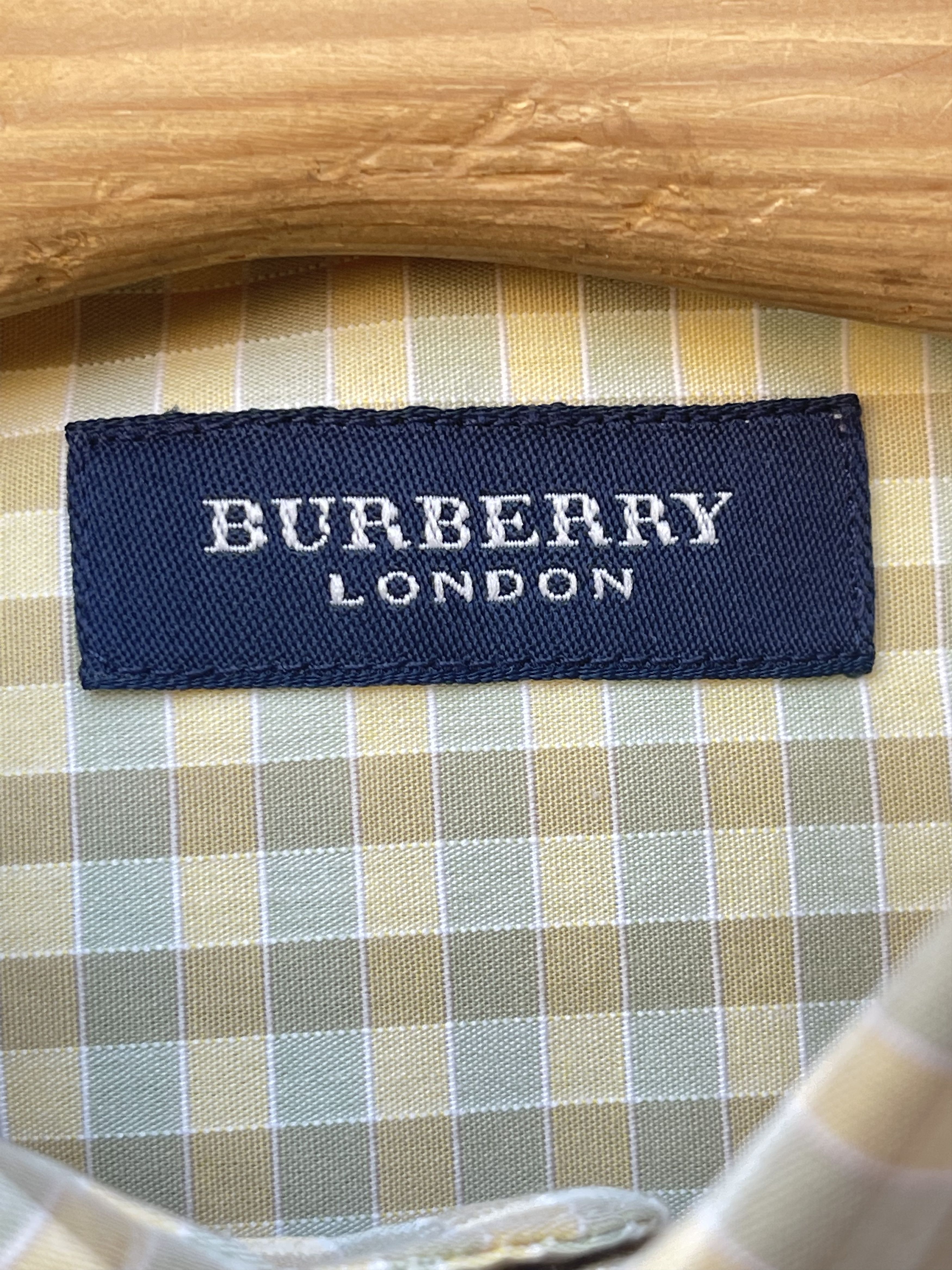 Burberry 🔥plaid checkered Burberry summer shirt tshirt true size xxl Size US XXL / EU 58 / 5 - 8 Thumbnail