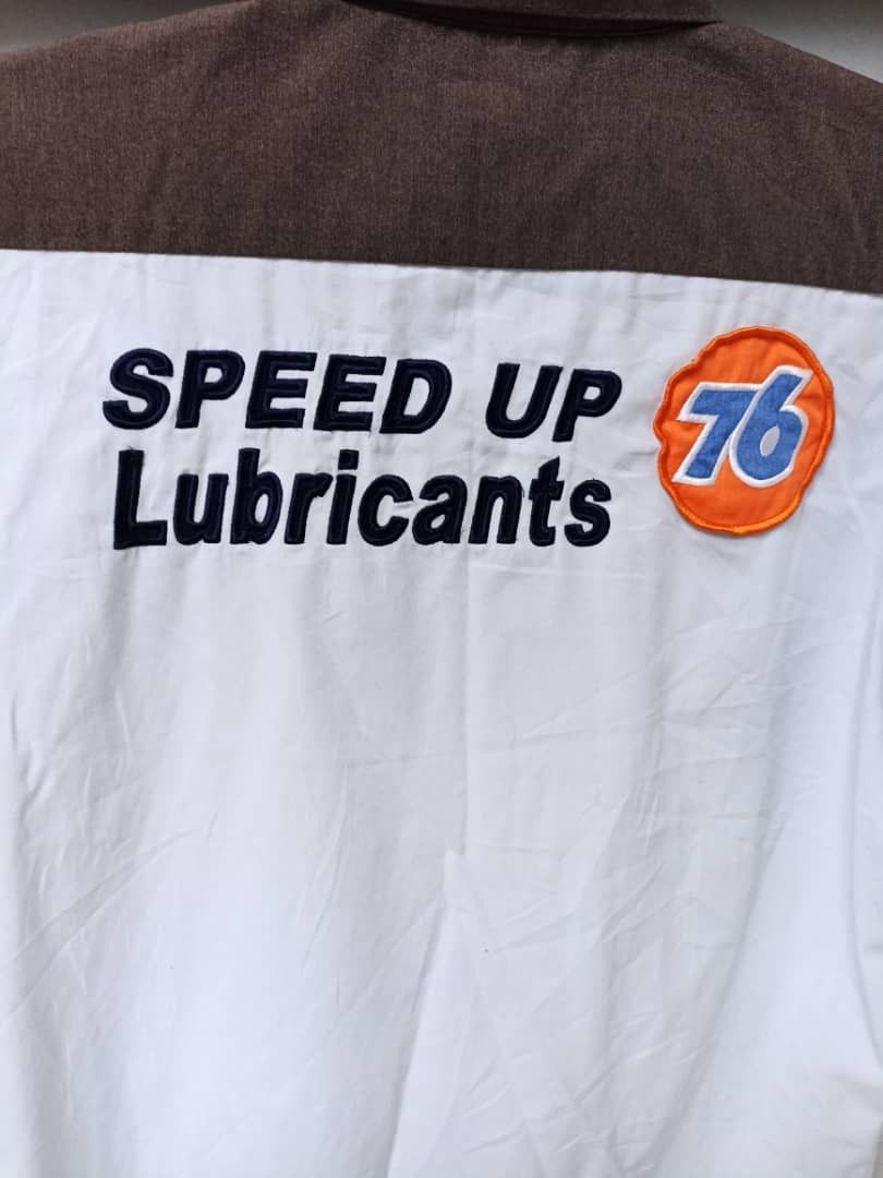 Vintage lubricants 76 button up shirt
