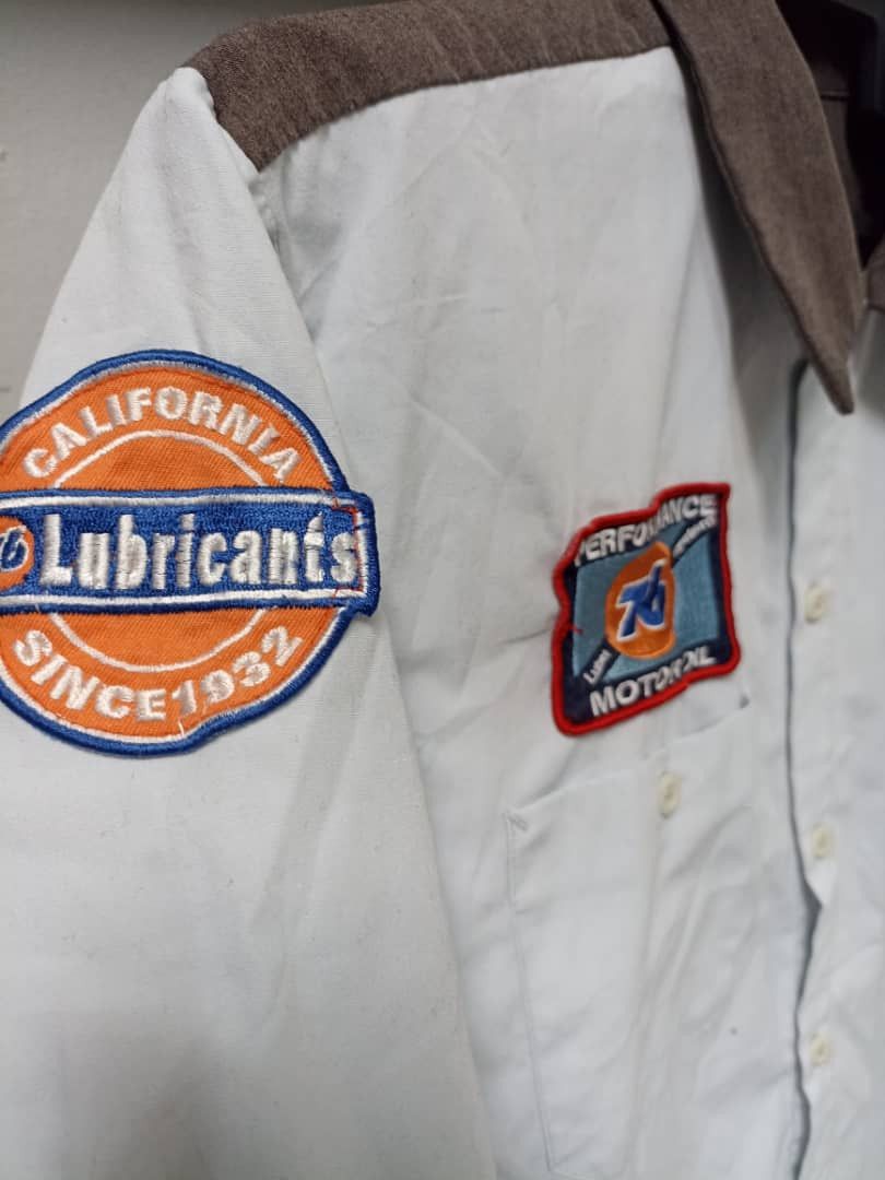 Vintage lubricants 76 button up shirt