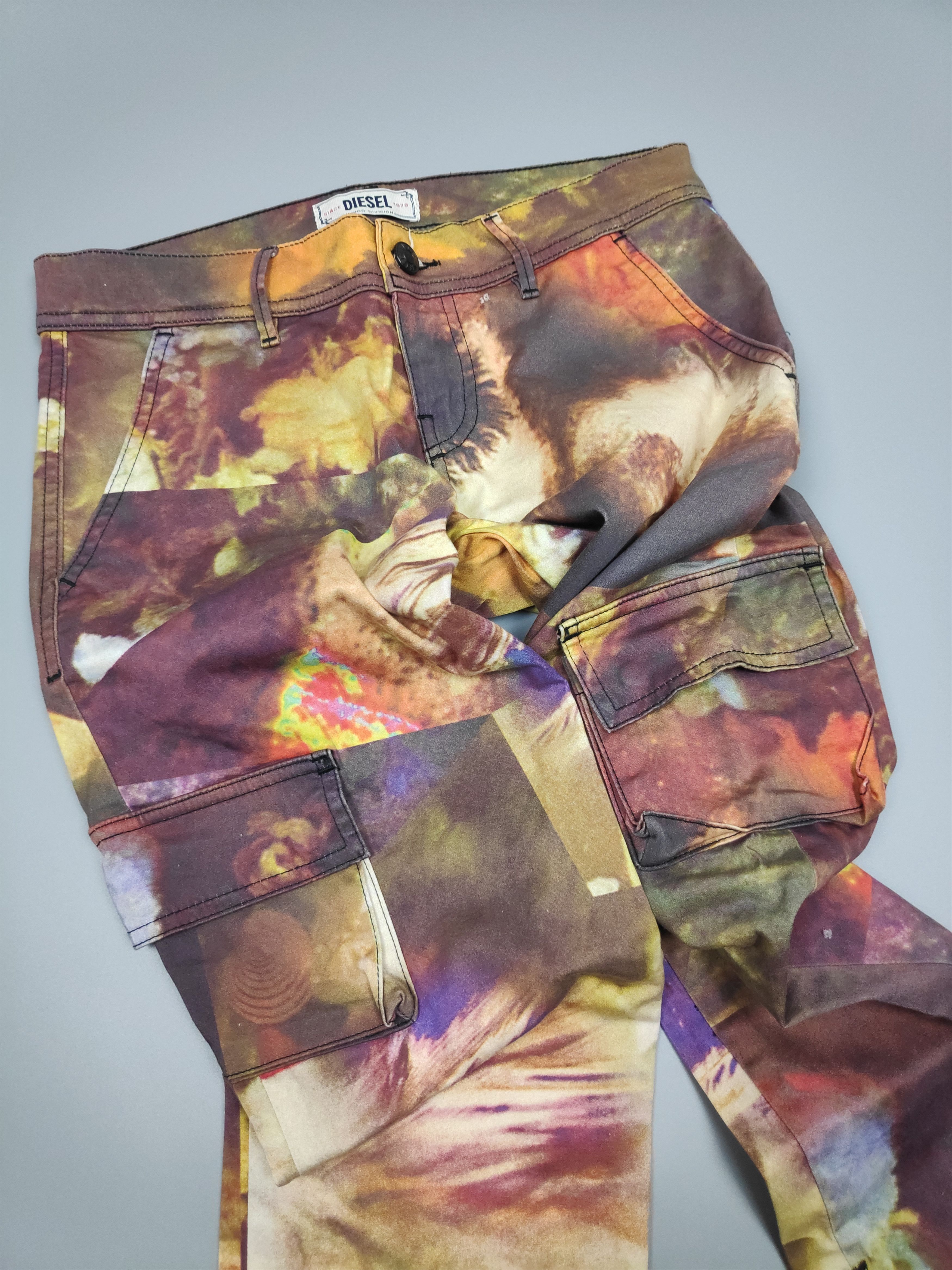 Diesel × Seditionaries 🔥RARE🔥 DIESEL CARGO WASHED PRINTED Size US 29 - 8 Thumbnail