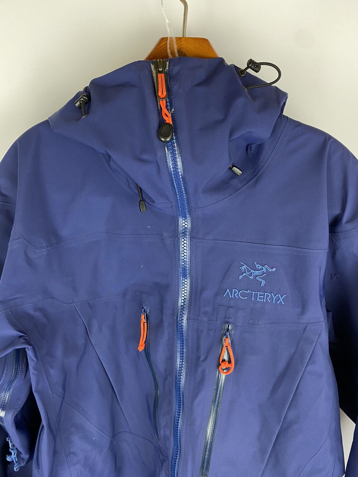 Arc'teryx Arc'teryx Alpha SV Dark Olympus Jacket | Grailed