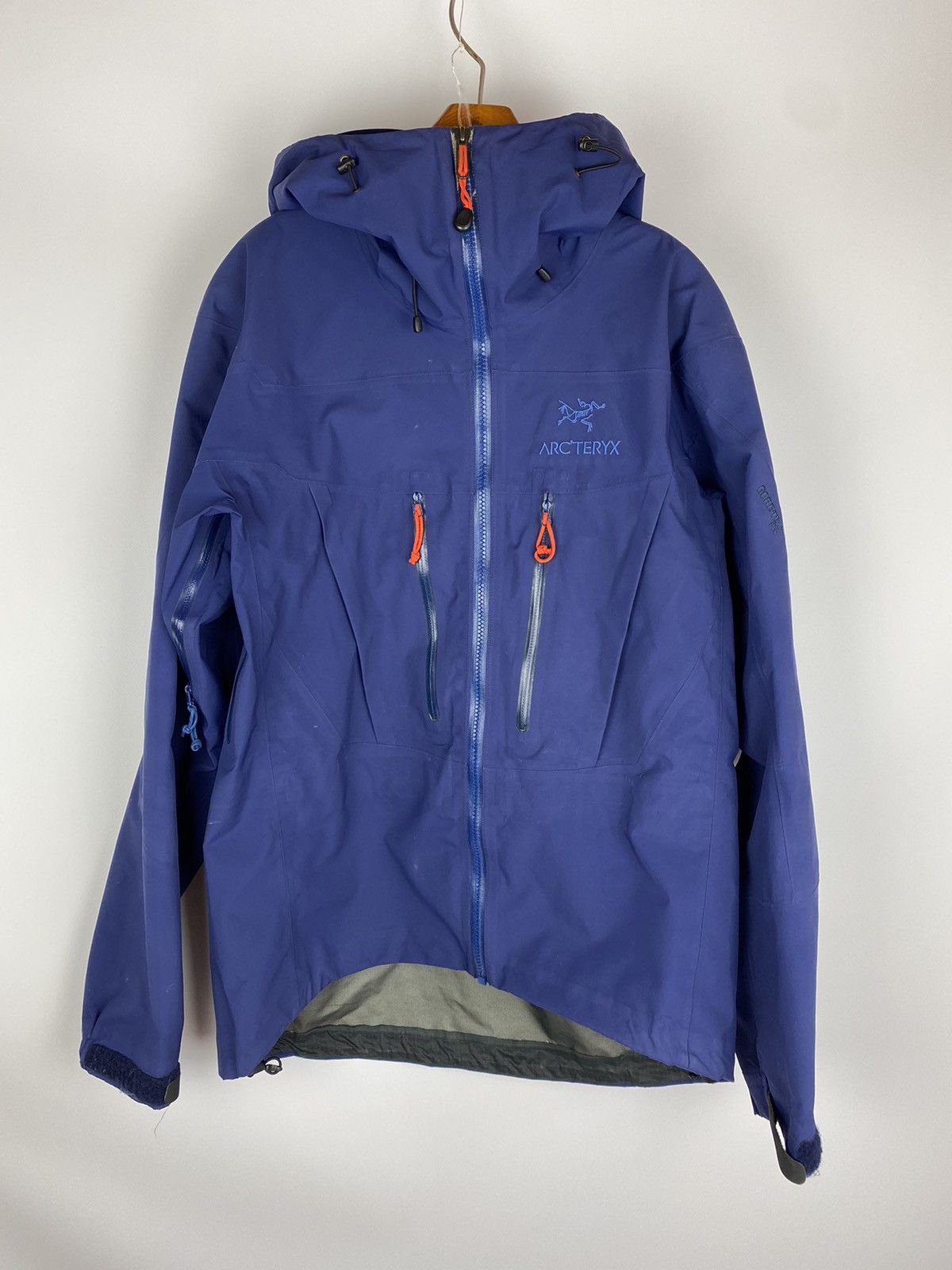 Arc'teryx Arc'teryx Alpha SV Dark Olympus Jacket | Grailed