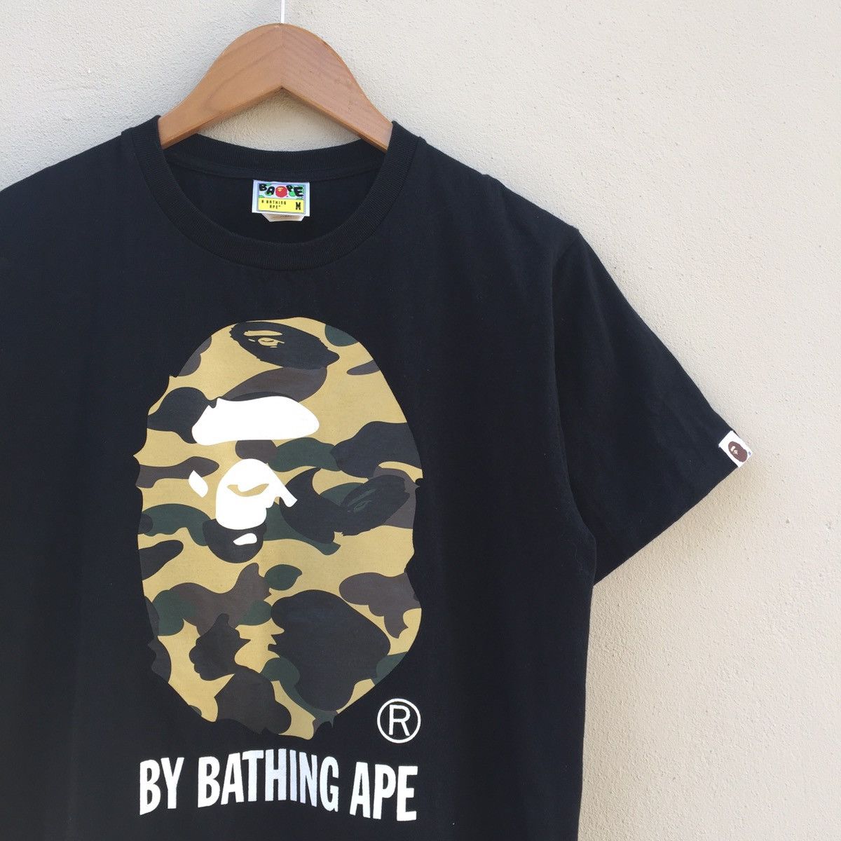 Bape A BATHING APE BIG HEAD CAMOUFLAGE T-shirts Size US M / EU 48-50 / 2 - 4 Thumbnail
