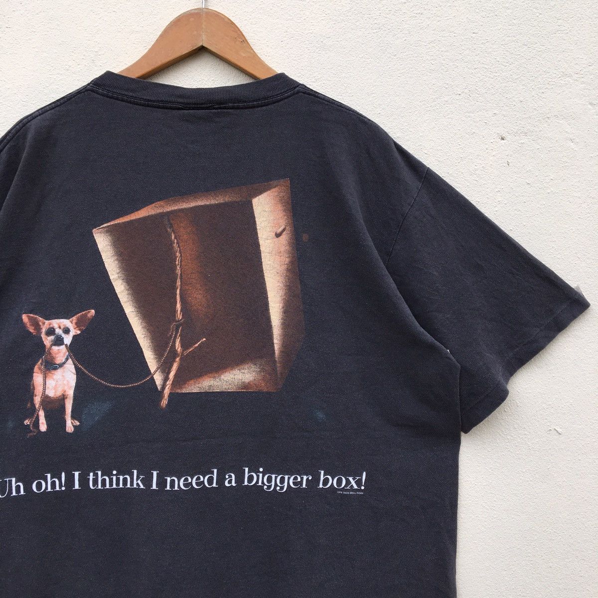 Vintage Vintage 90s DISTRESSED SUNFADE TACO BELL 1998 T-shirt Size US XL / EU 56 / 4 - 9 Thumbnail